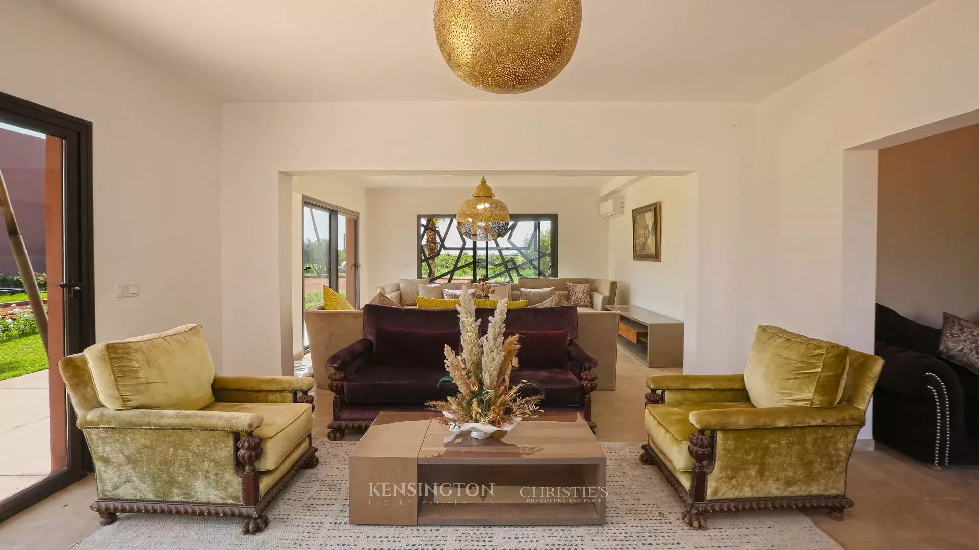 7 Bedroom Villa/Townhouse's Image 27