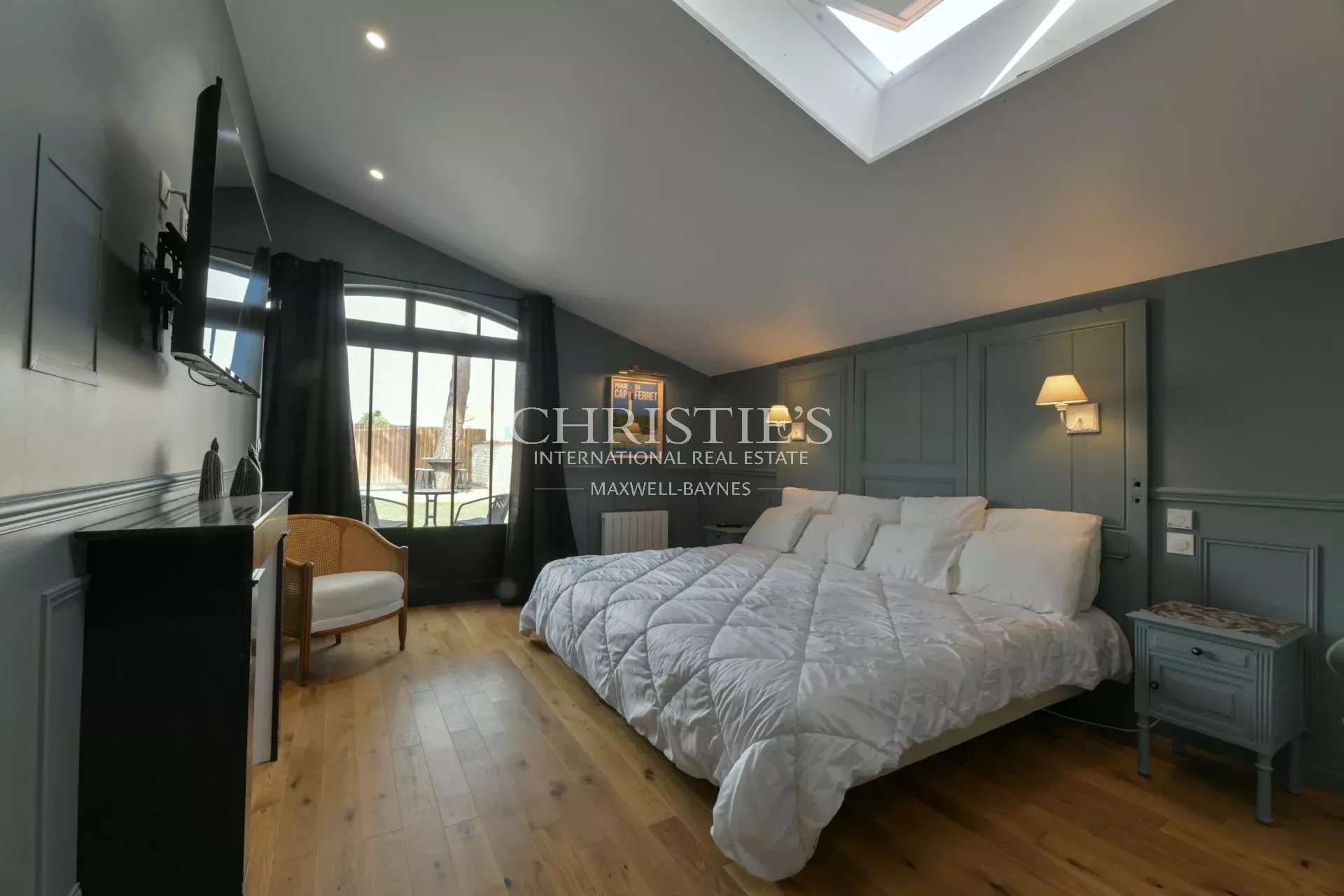 5 Bedroom Villa/Townhouse's Image 11