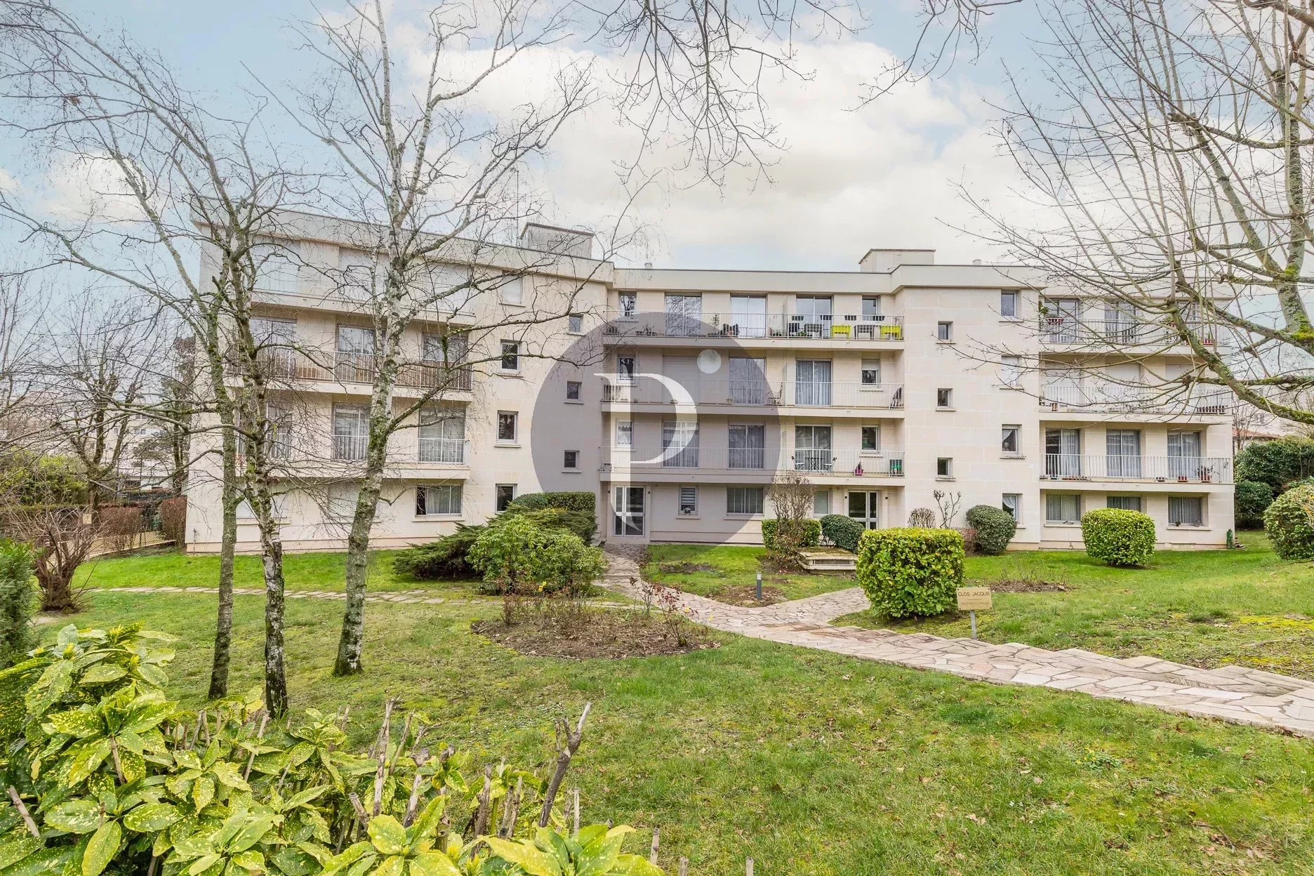 vente-appartement-5-pieces-le-plessis-robinson-84314872