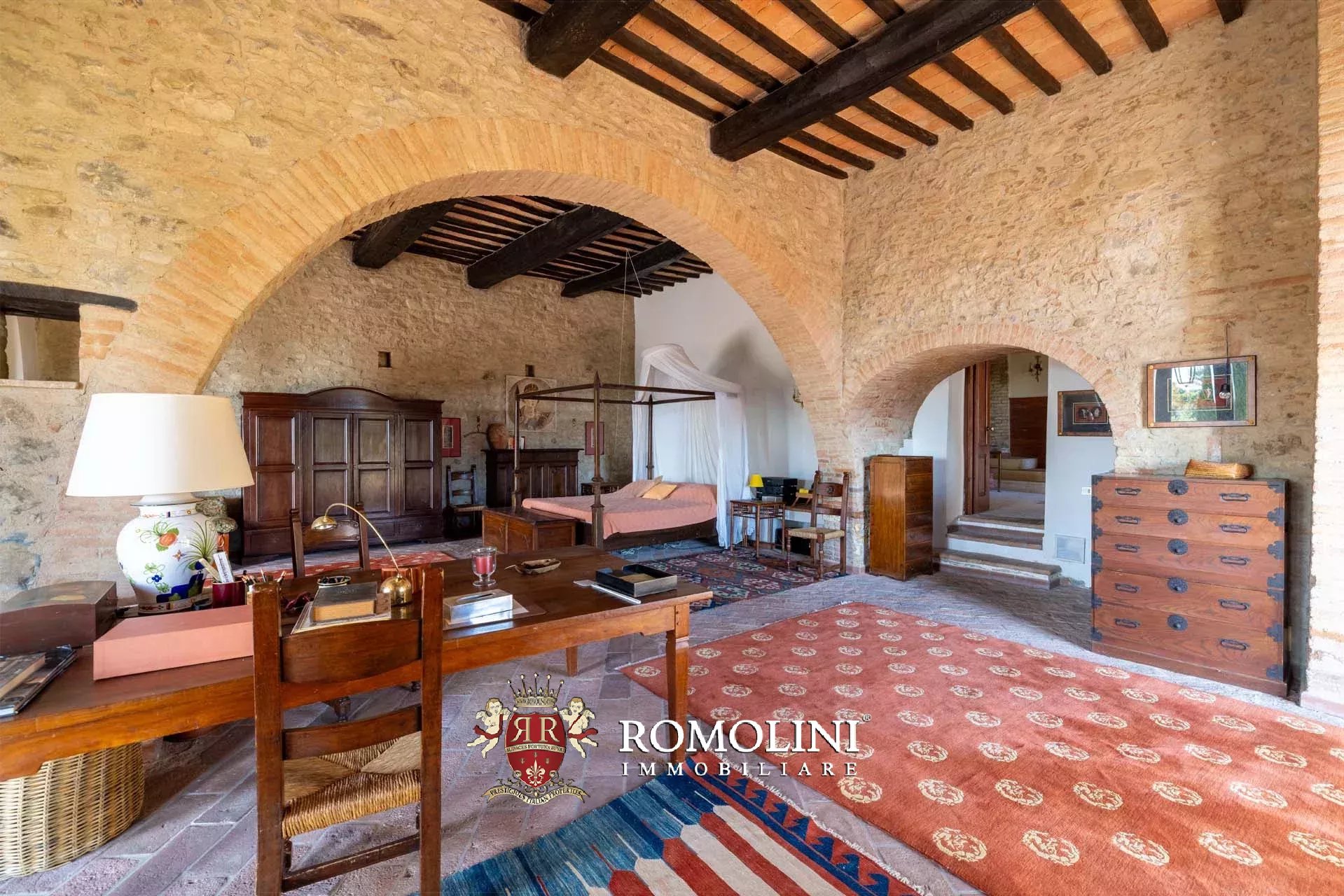 10 Bedroom Villa/Townhouse's Image 42