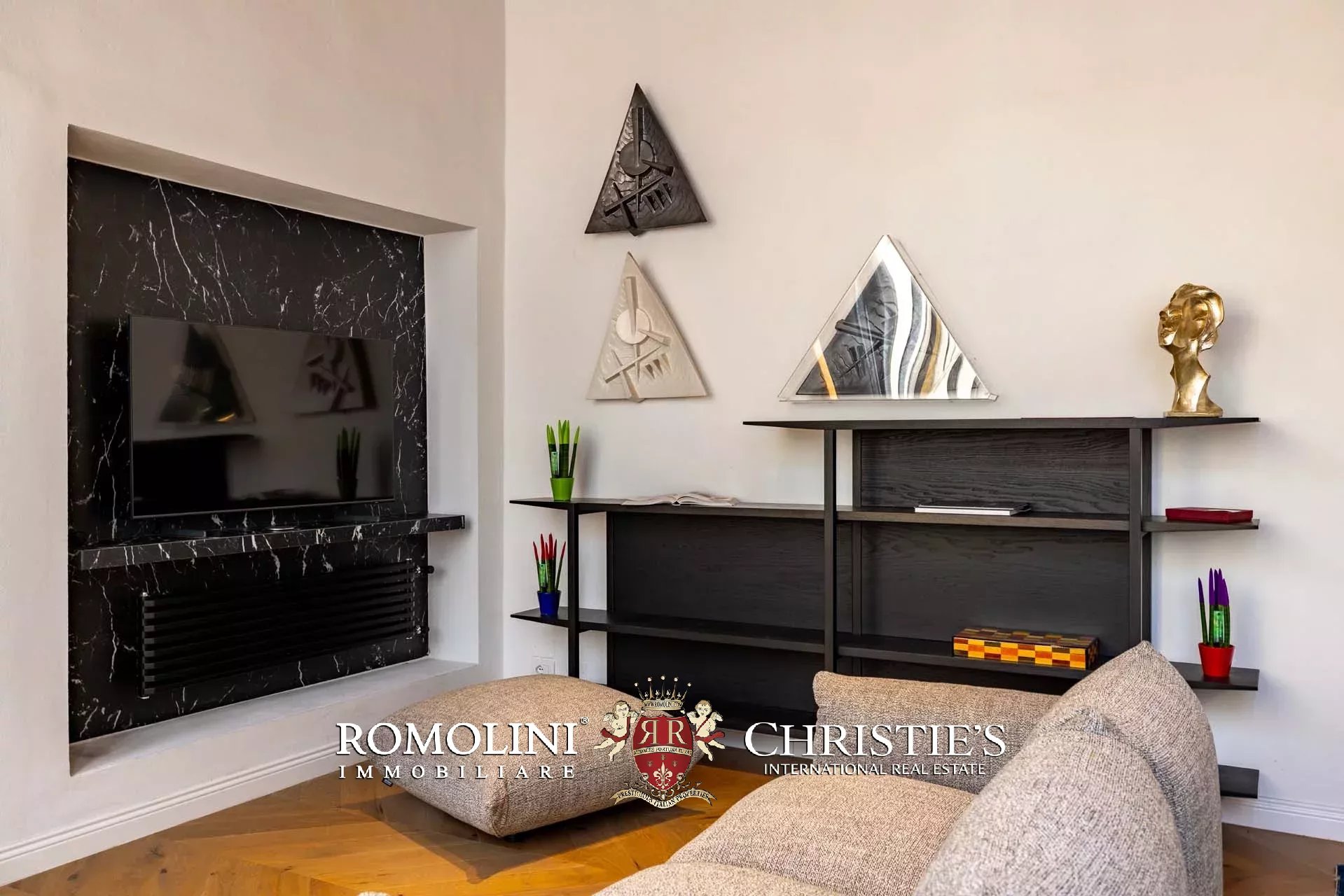 2 Bedroom Apartment/Flat's Image 11