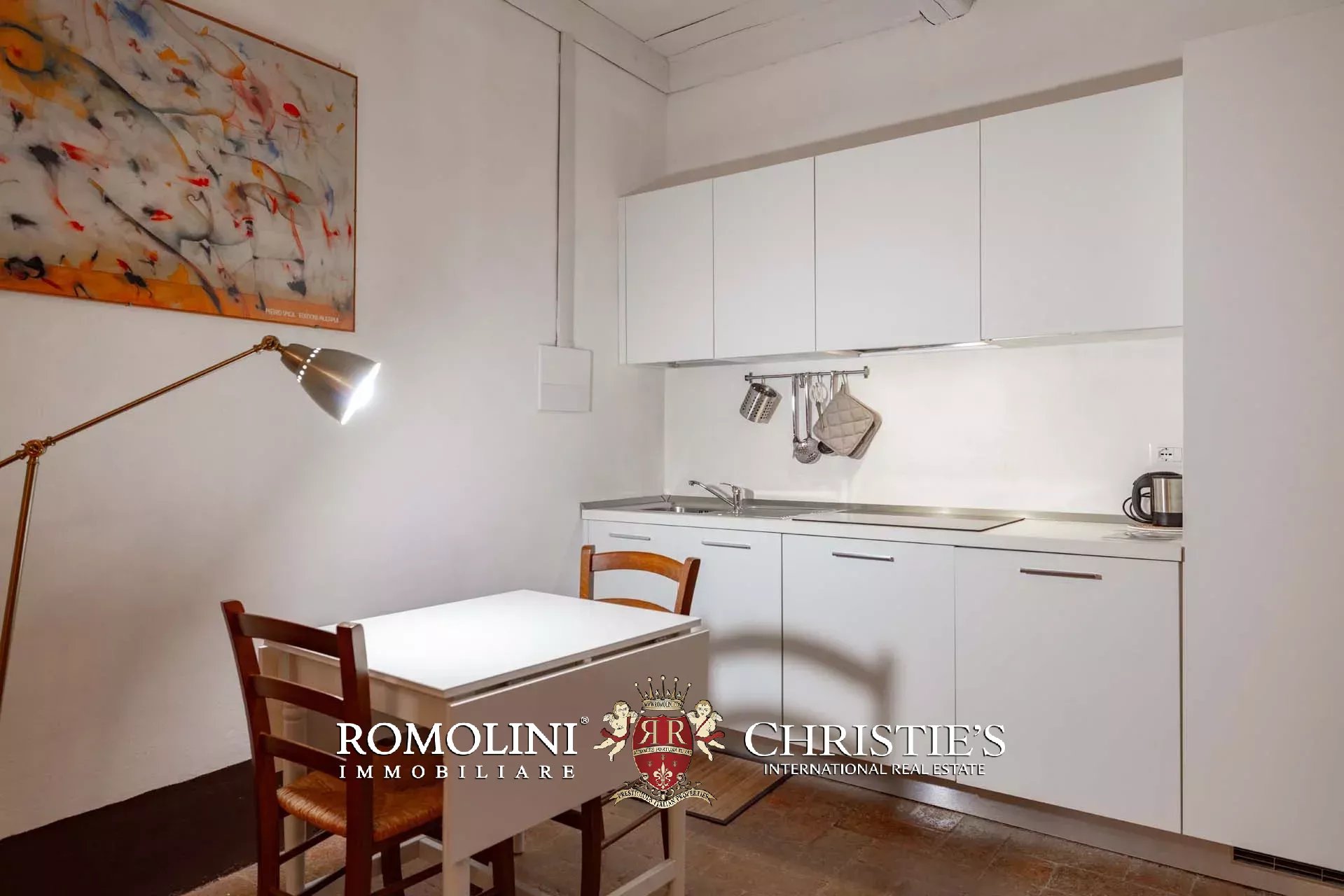 10 Bedroom Villa/Townhouse's Image 60