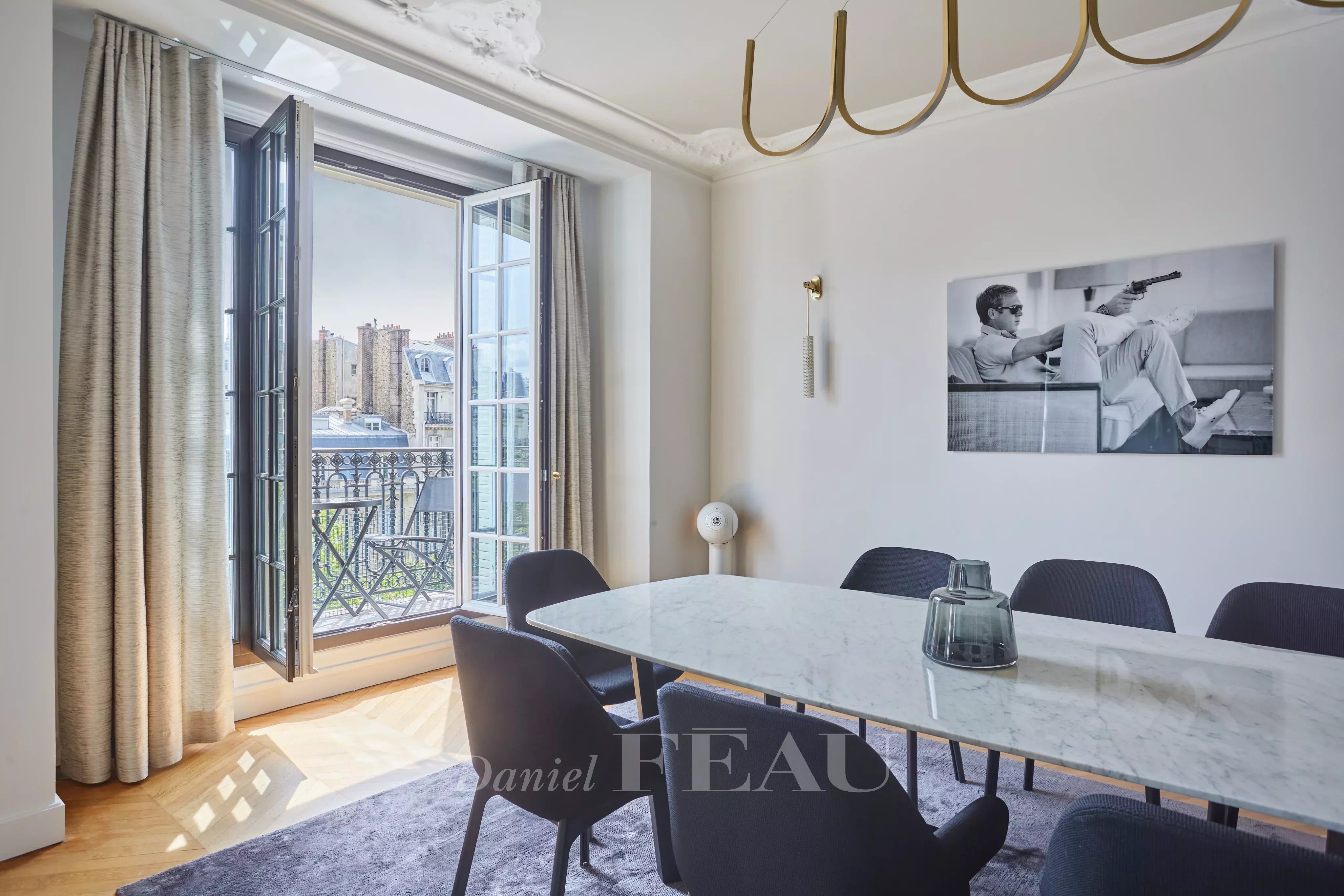 Sale Apartment Paris 16th