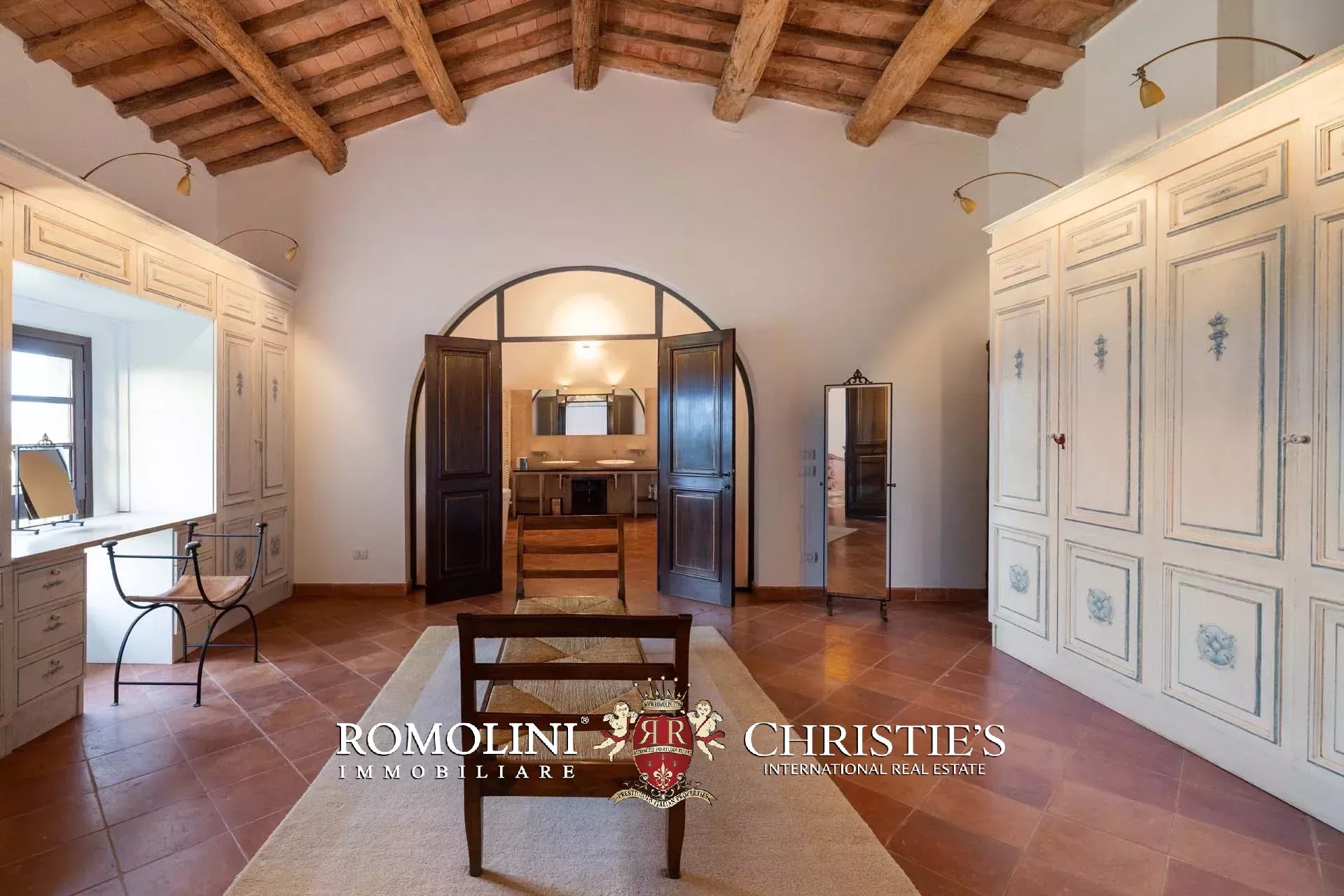 37 Bedroom Villa/Townhouse's Image 168