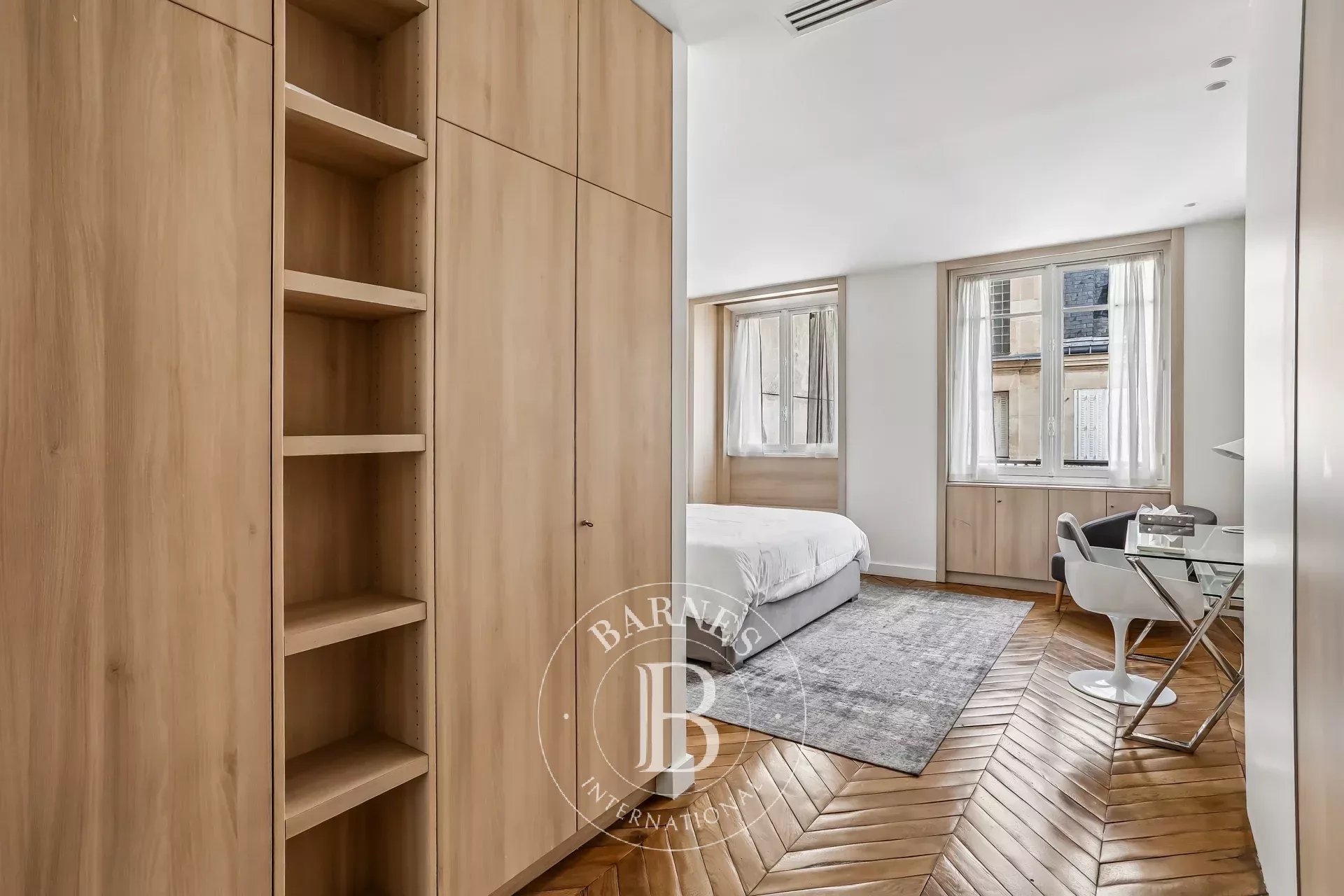 Paris  - Apartment 3 Bedrooms - picture 12