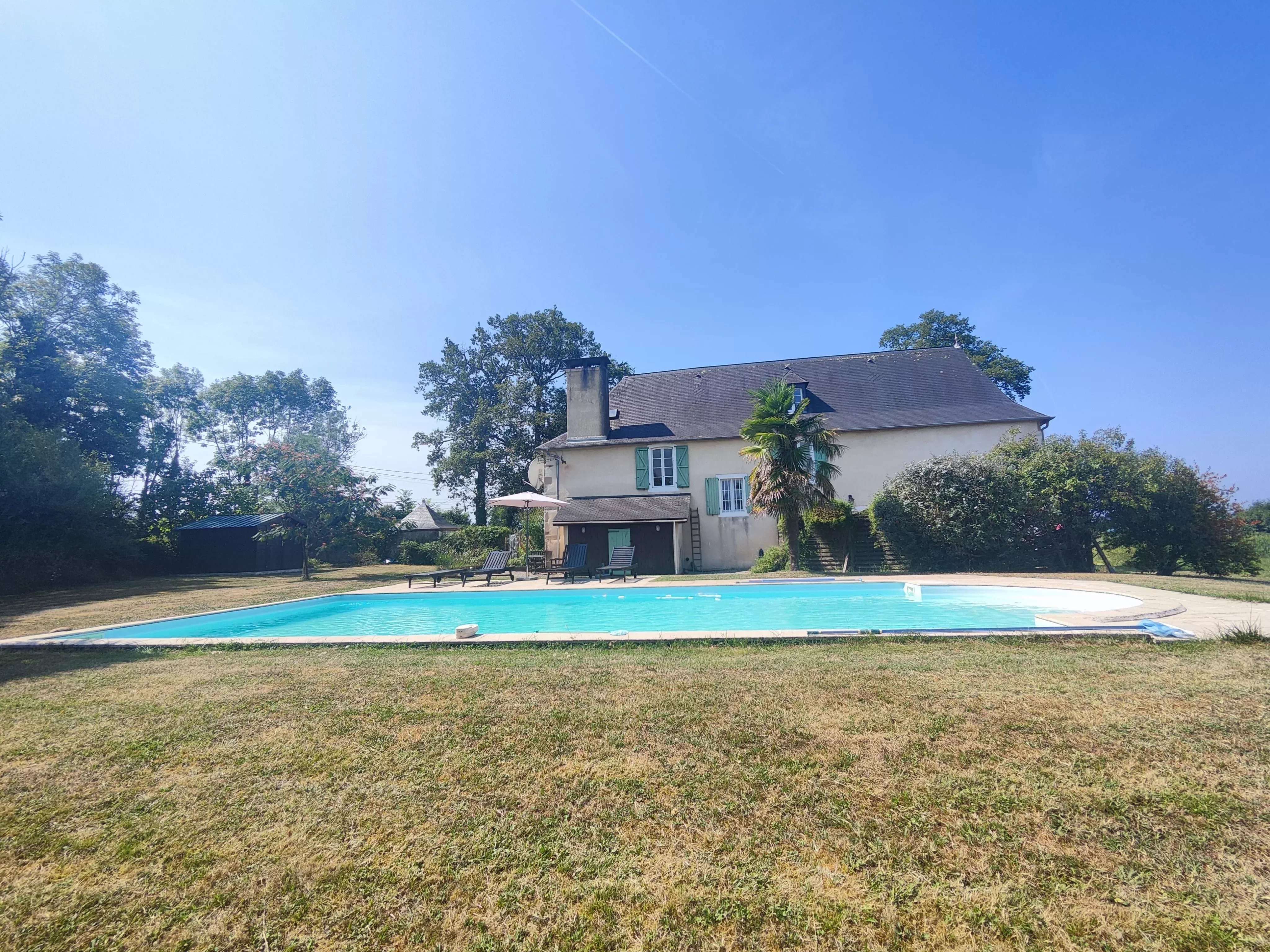 House in Lucq-de-Bearn - Image 4