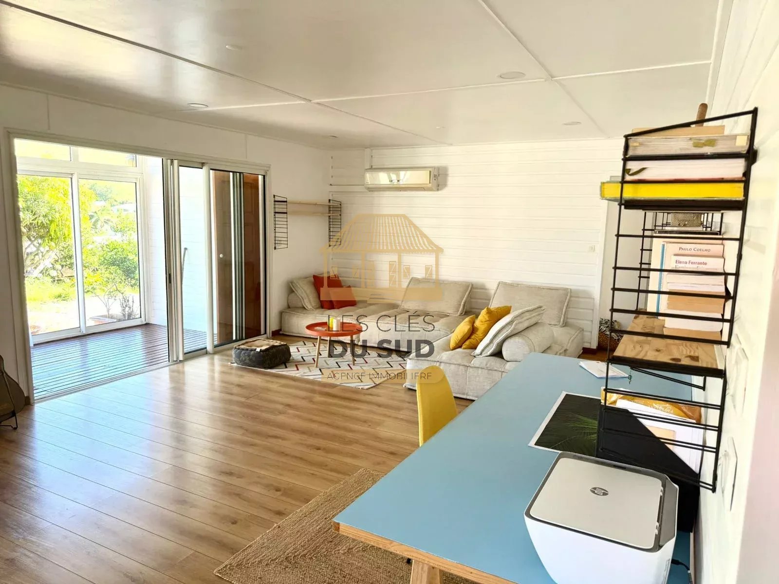 A LOUER - UNE MAISON DE TYPE T5 DE 140,82 M² ENVIRON - SAINT-JOSEPH -  1160€