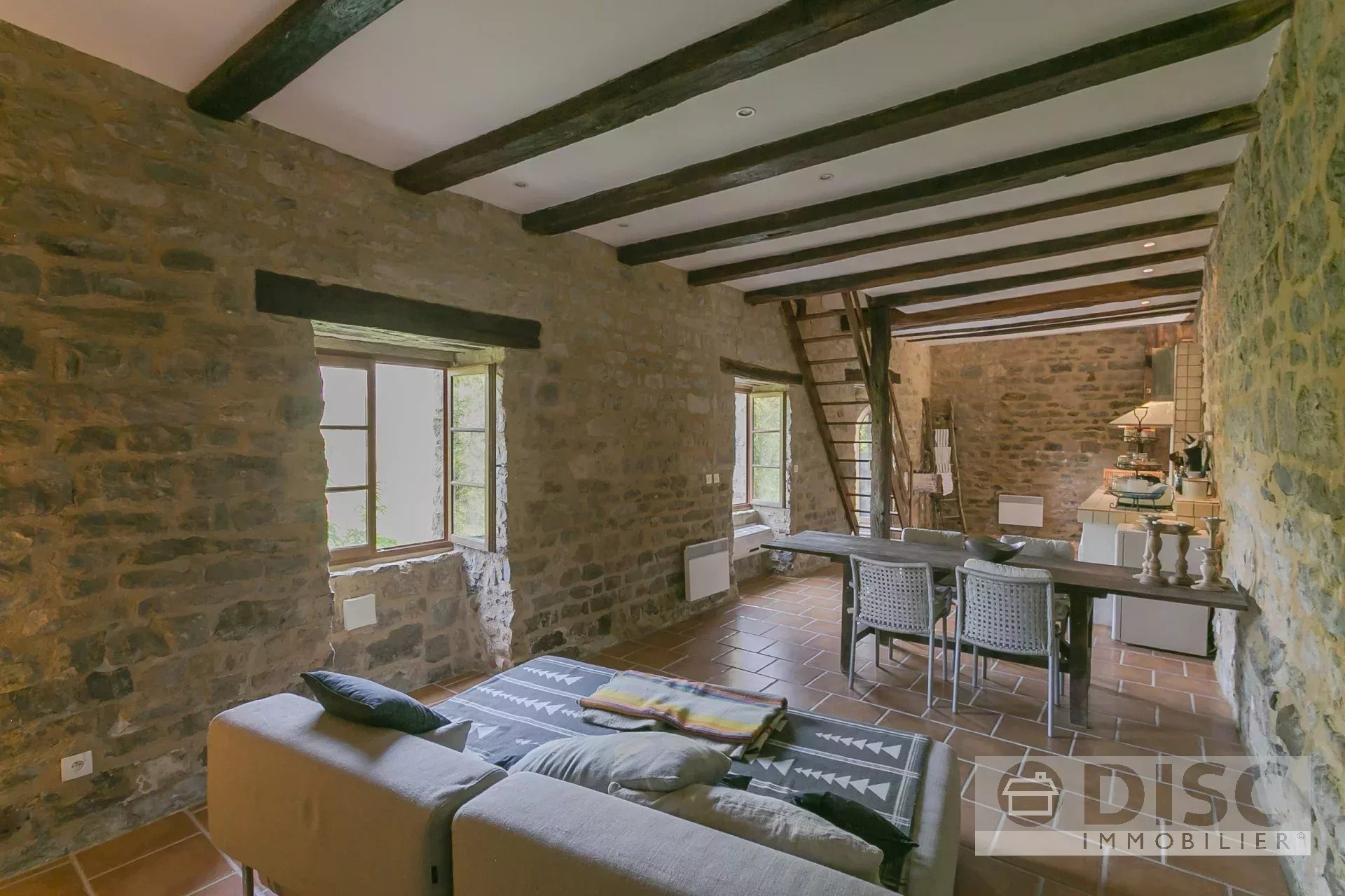 Bel appartement avec terrasse et vues imprenables dans le centre médiéval de Penne - Photo 3