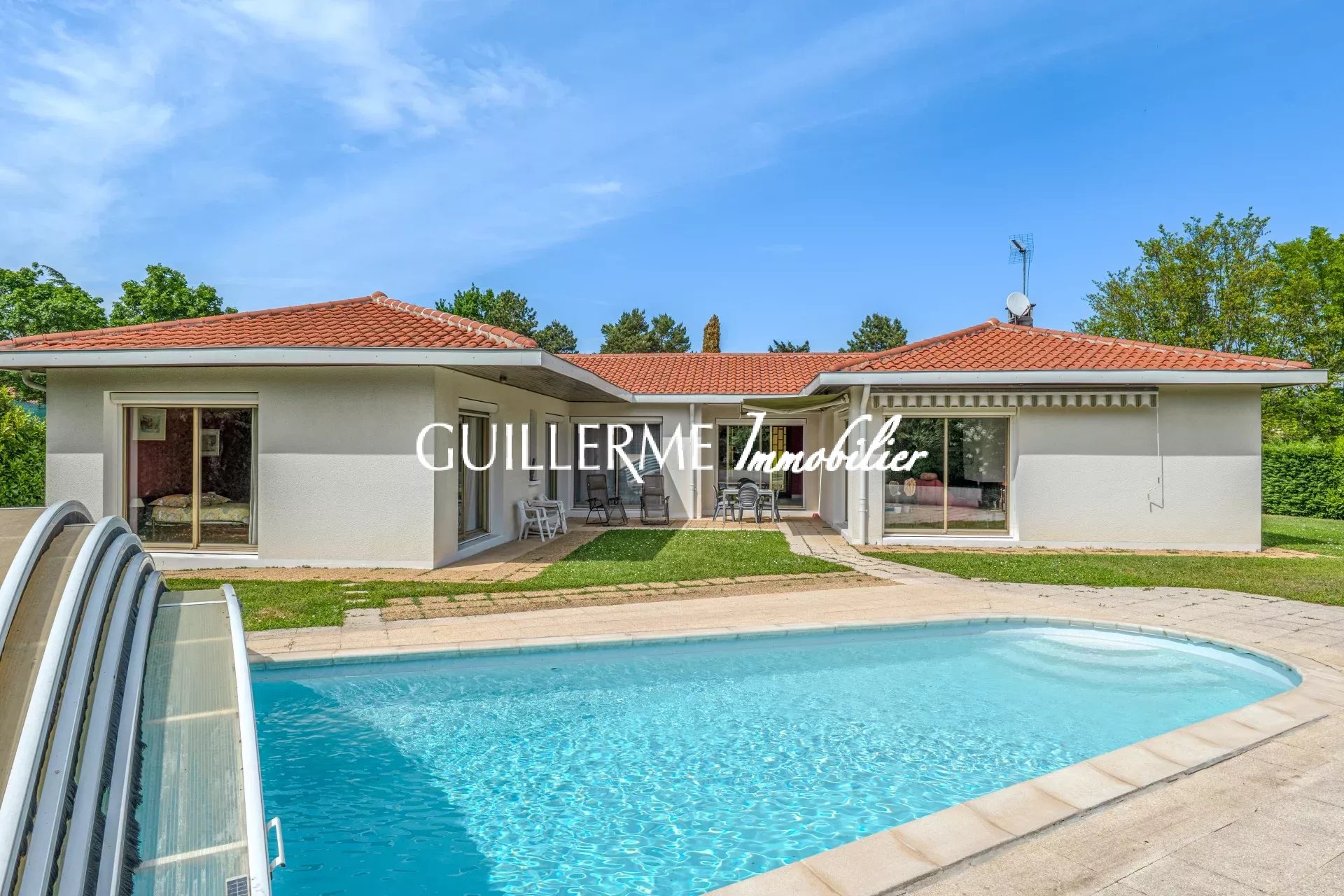 Agence immobilière de 