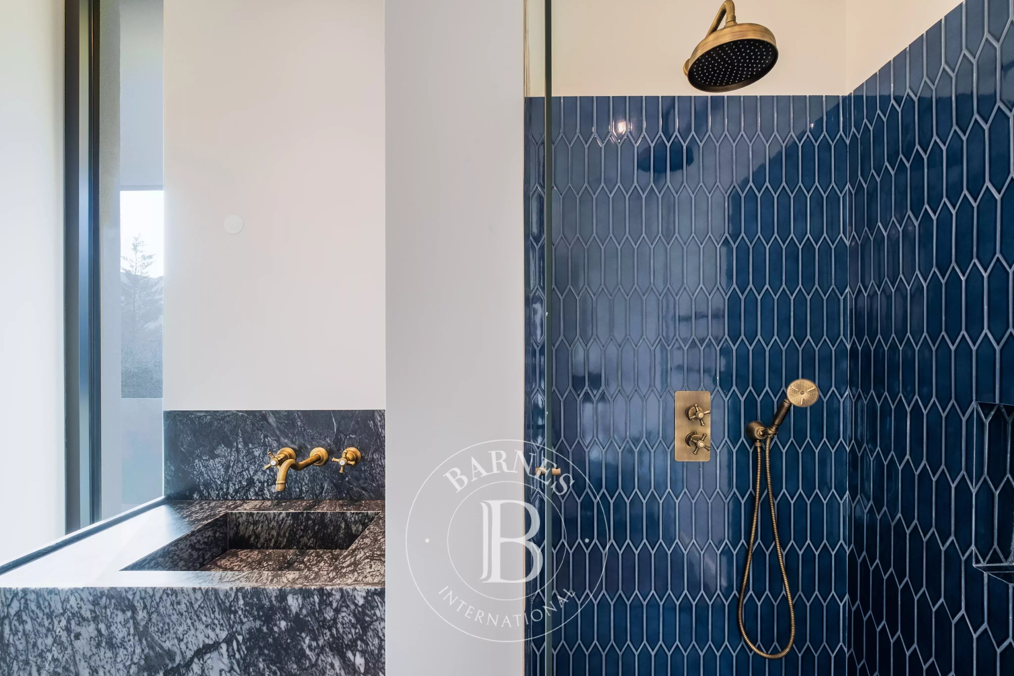 Contemporary villa in Cascais