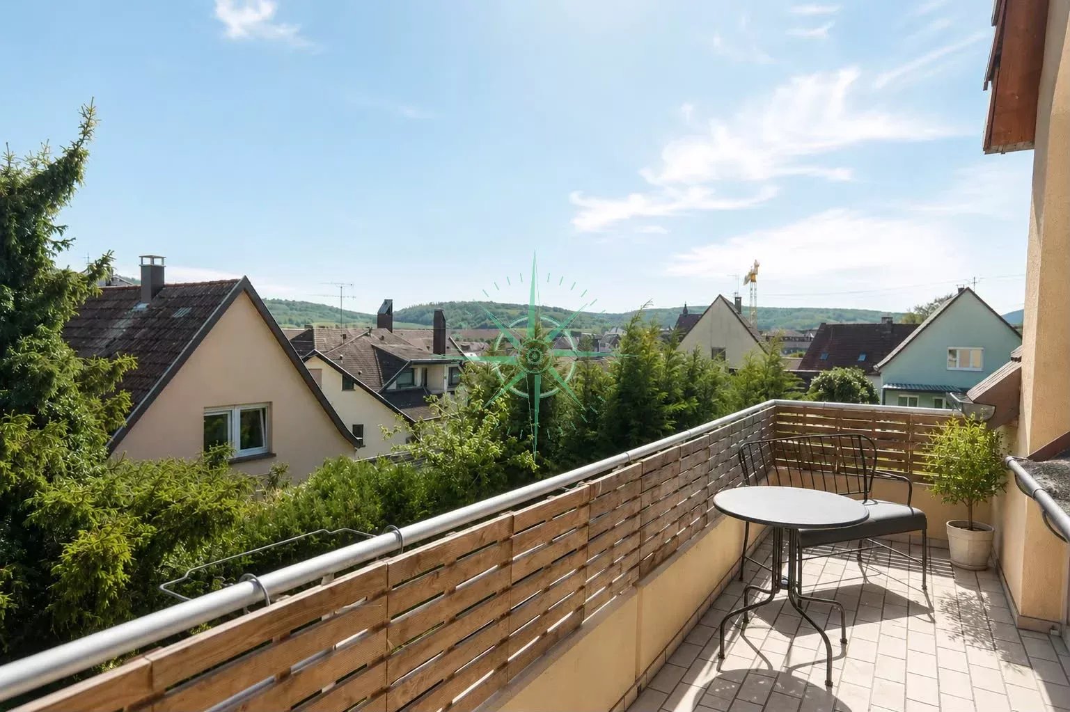 À VENDRE – Superbe duplex lumineux avec terrasse – Dernier étage – Garage + 3 parkings