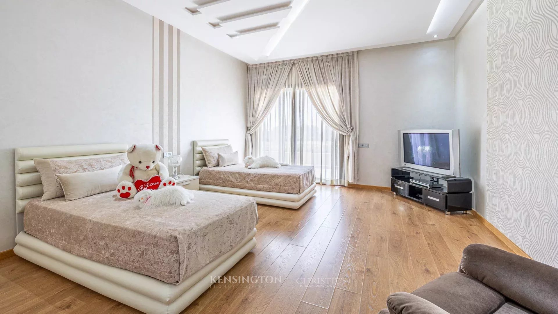 9 Bedroom Villa/Townhouse's Image 33