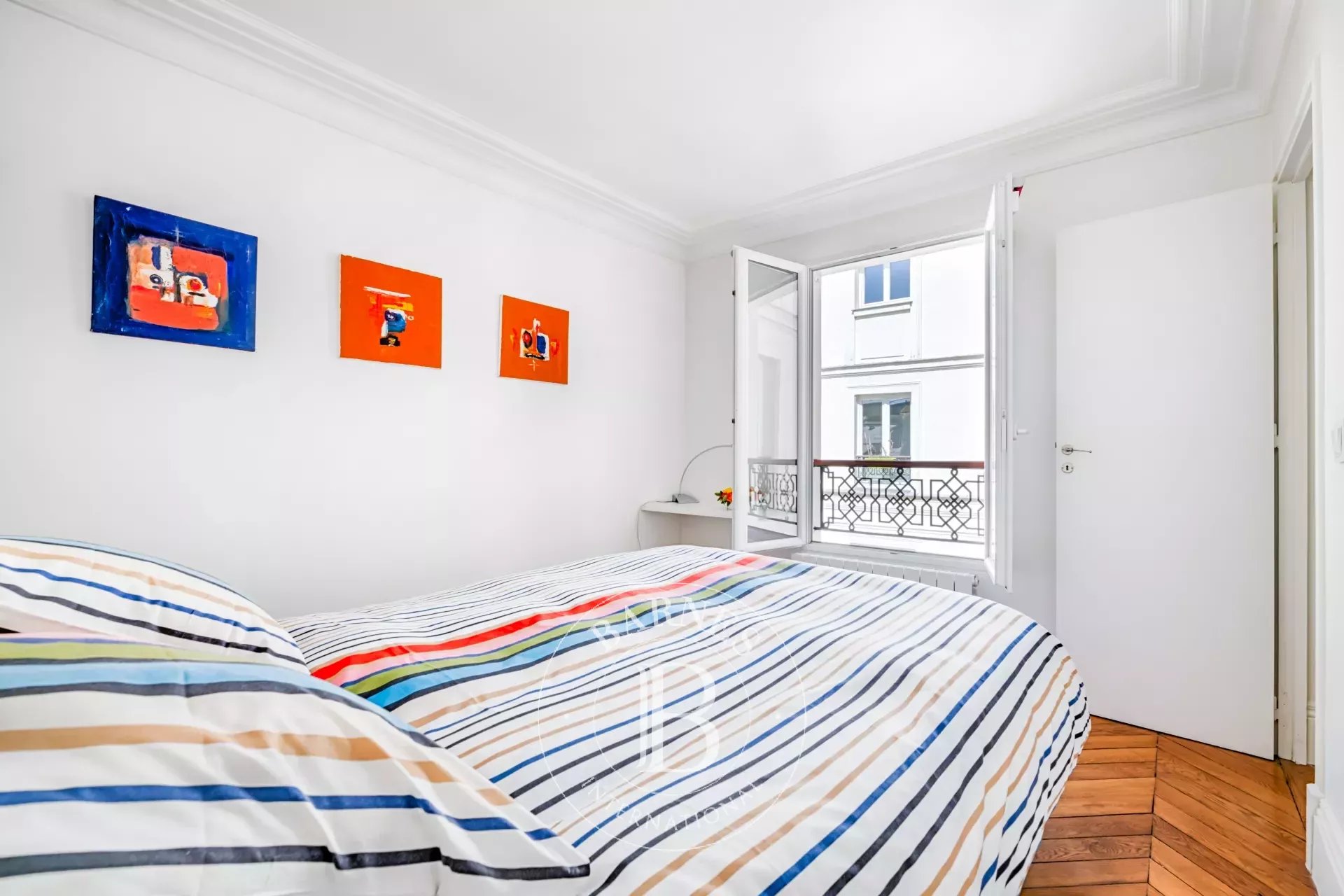 Daire Paris 9ème - picture 5