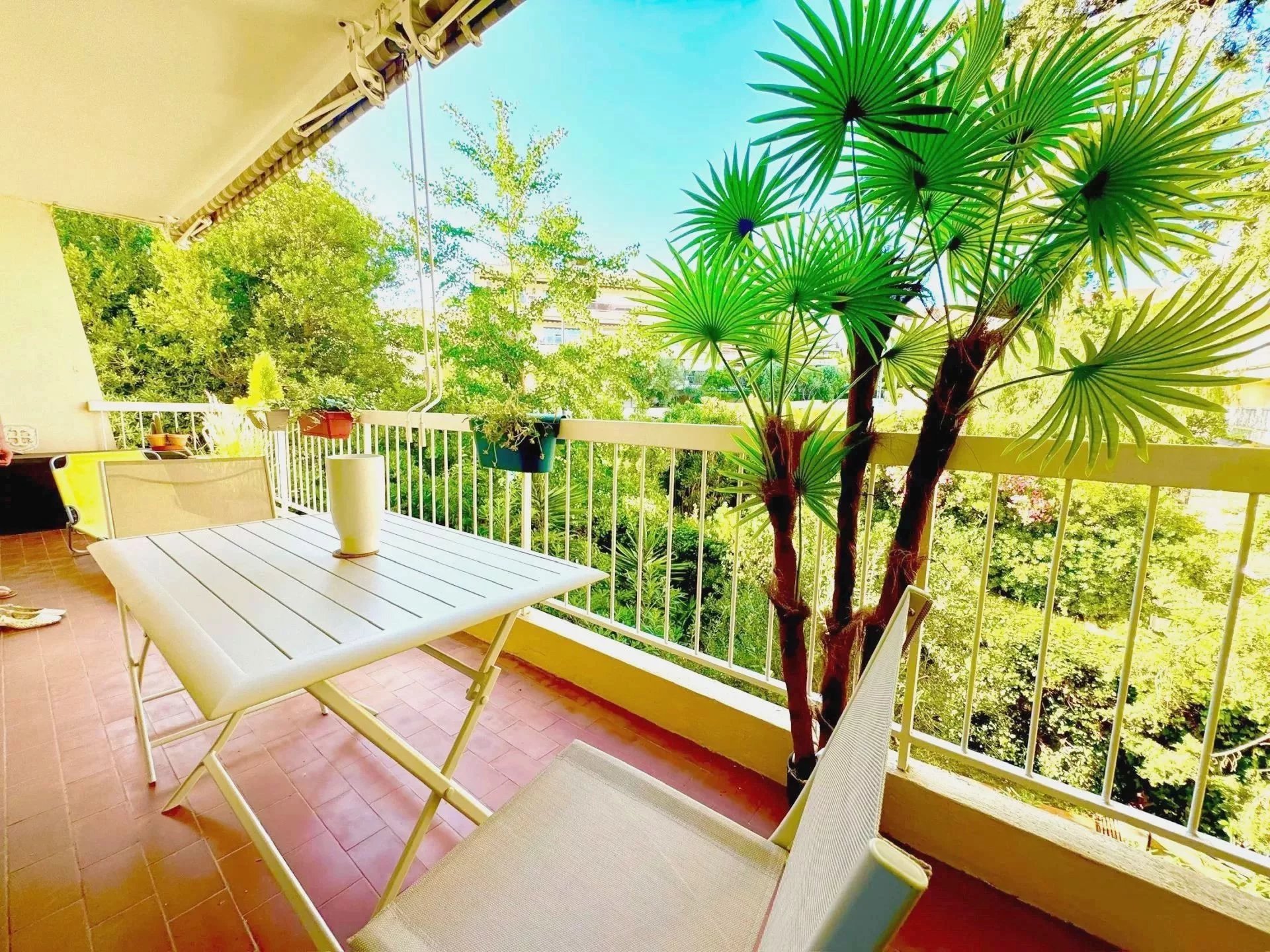 FOR SALE 3 ROOMS CANNES MONTROSE