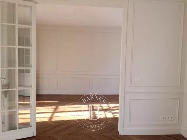 Paris  - Apartment 2 Bedrooms - picture 12