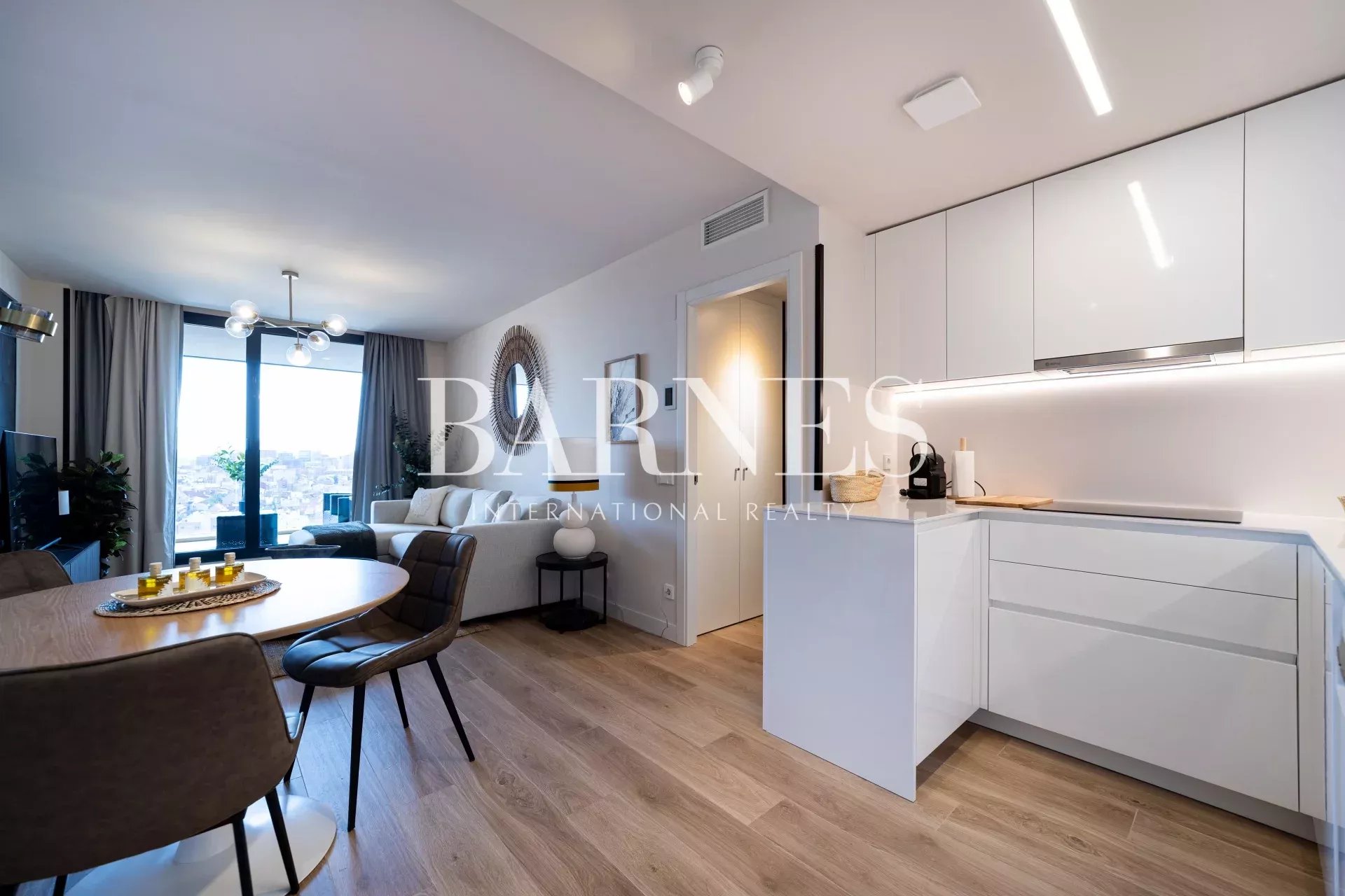 Daire Madrid - picture 4