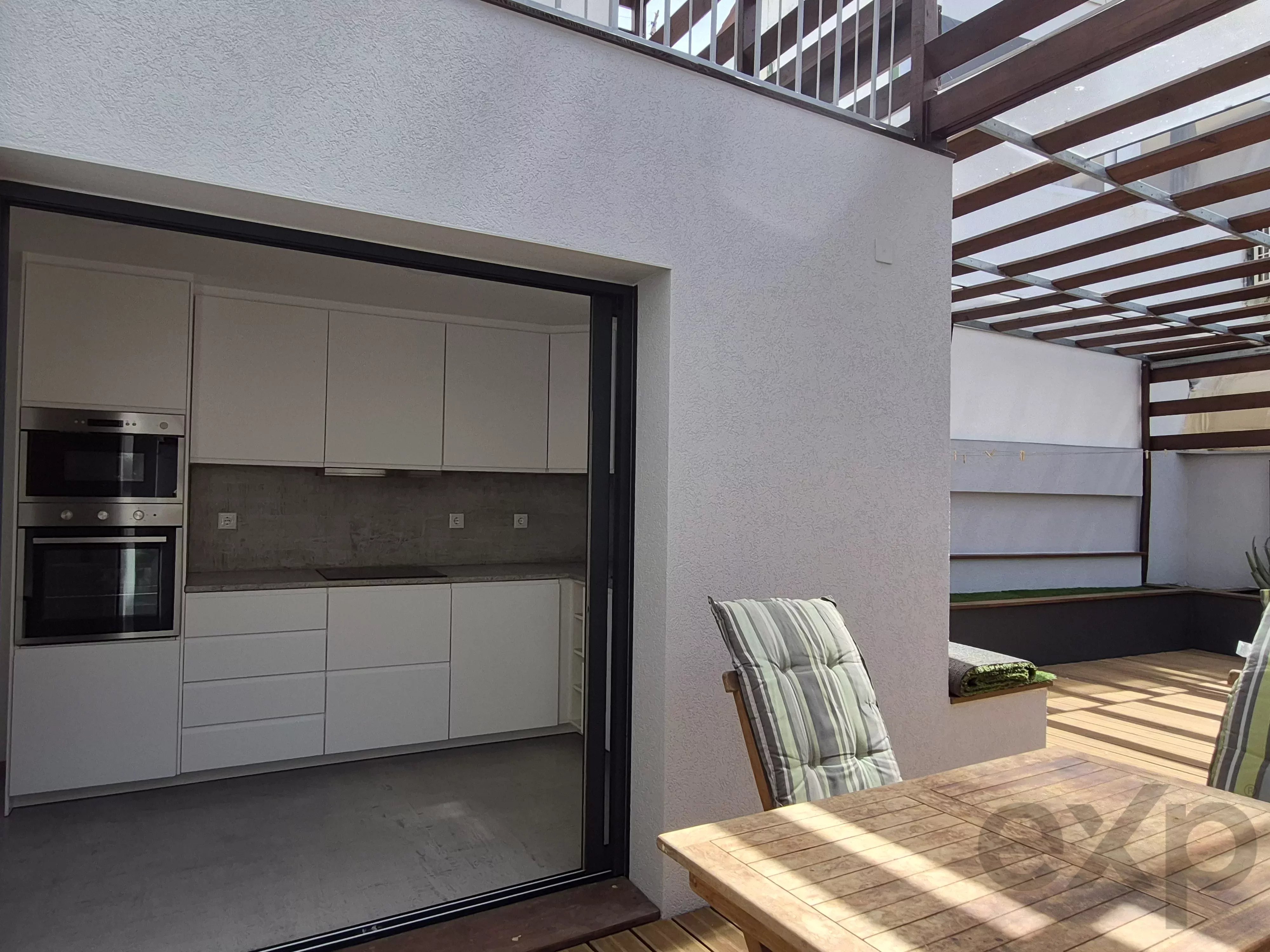 New house, 2 bedrooms, large patio, Alvor center 87107231 image 8