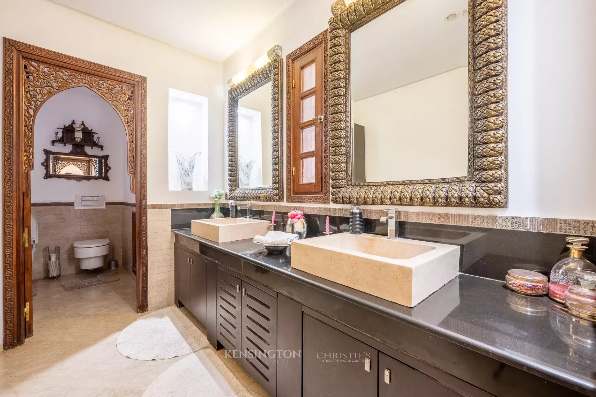 4 Bedroom Villa/Townhouse's Image 18