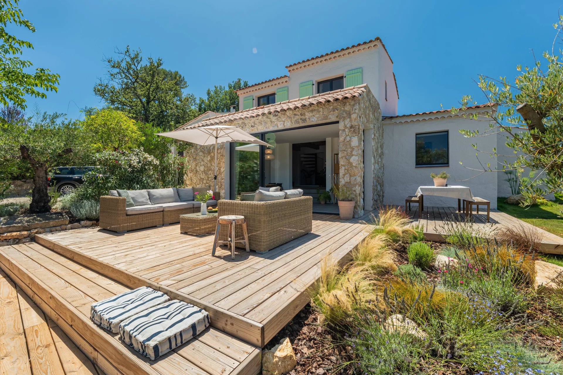 Sale House Valbonne Bourelles