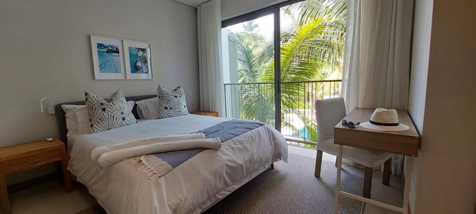 MONT CHOISY GOLF ESTATE- Beautiful upmarket apartment - 3 bedrooms - picture 11 title=