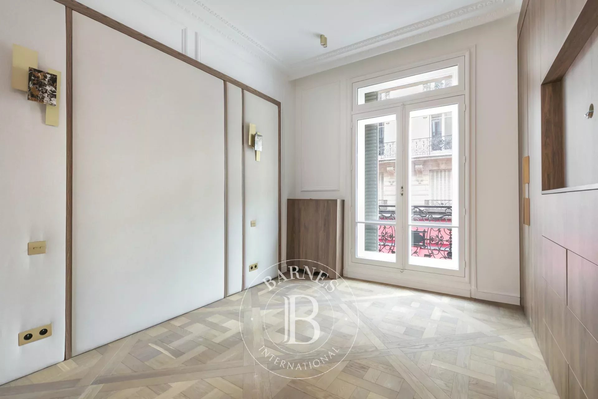 Daire Paris 8ème - picture 10