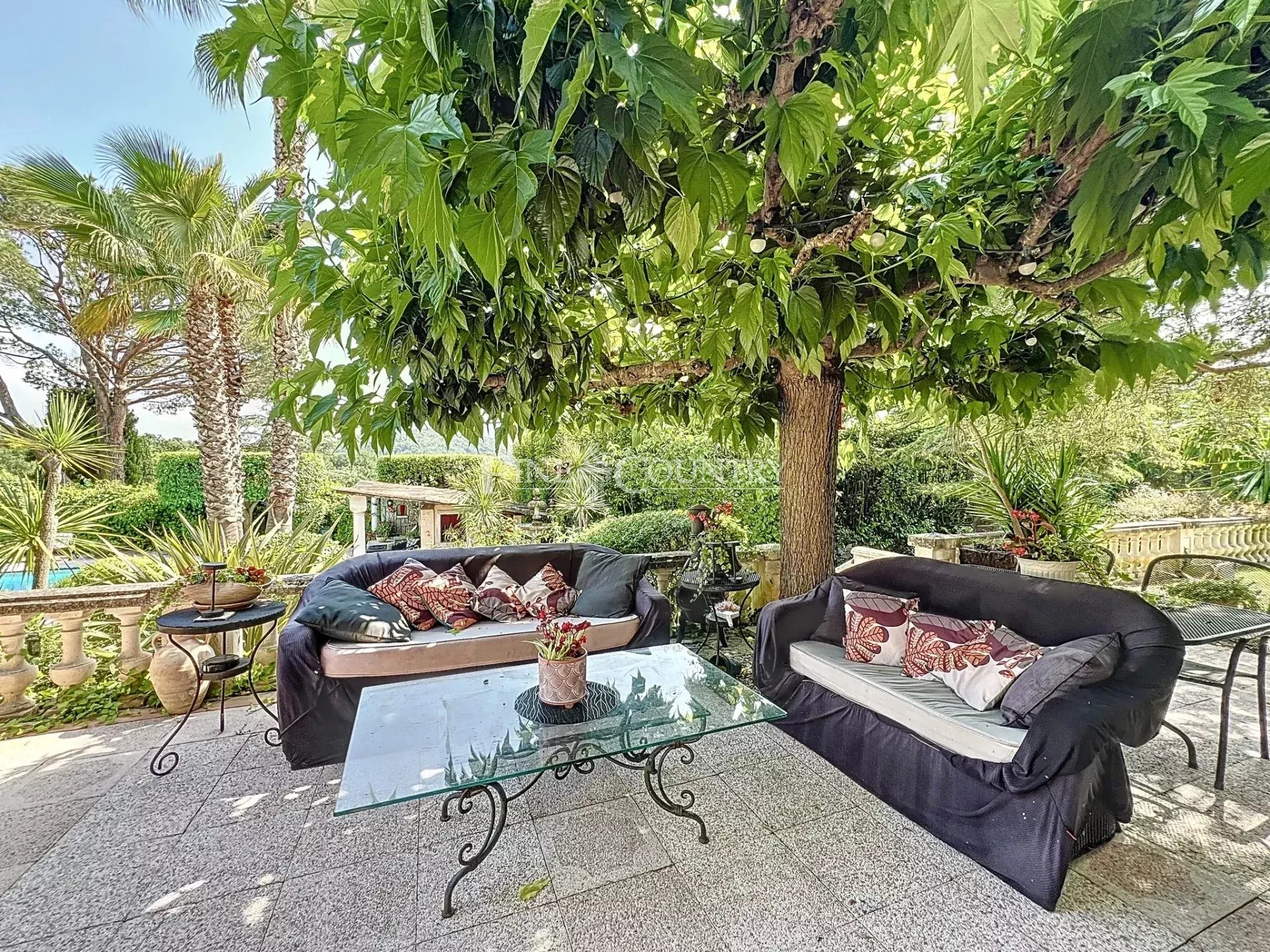 Photo of Provençal villa for sale in Auribeau-sur-Siagne