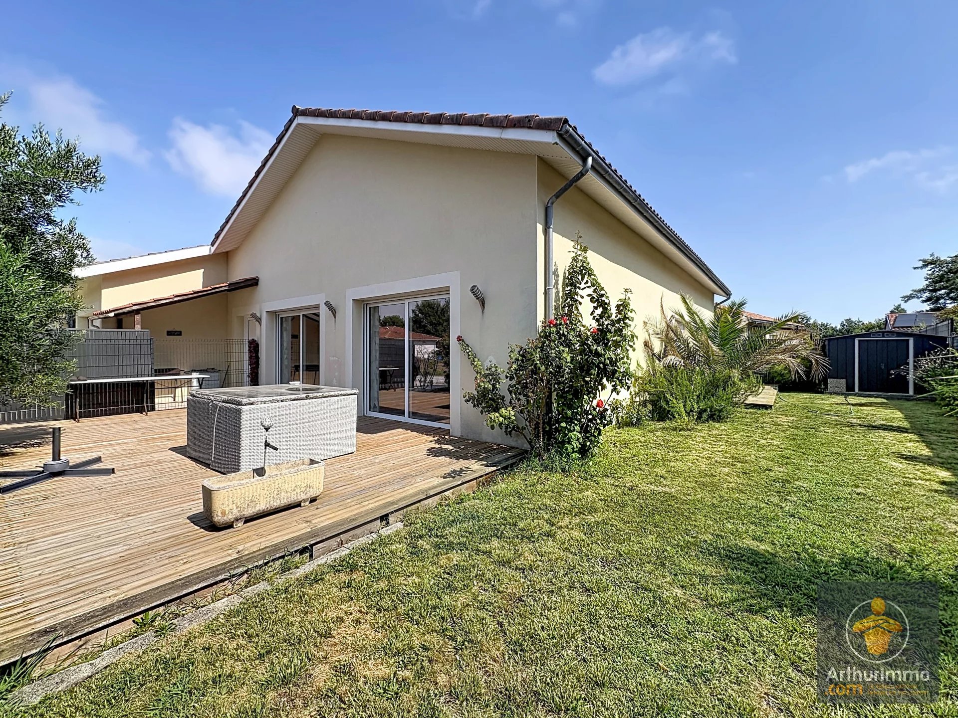 MAison - 4 pièces - 147 m²
