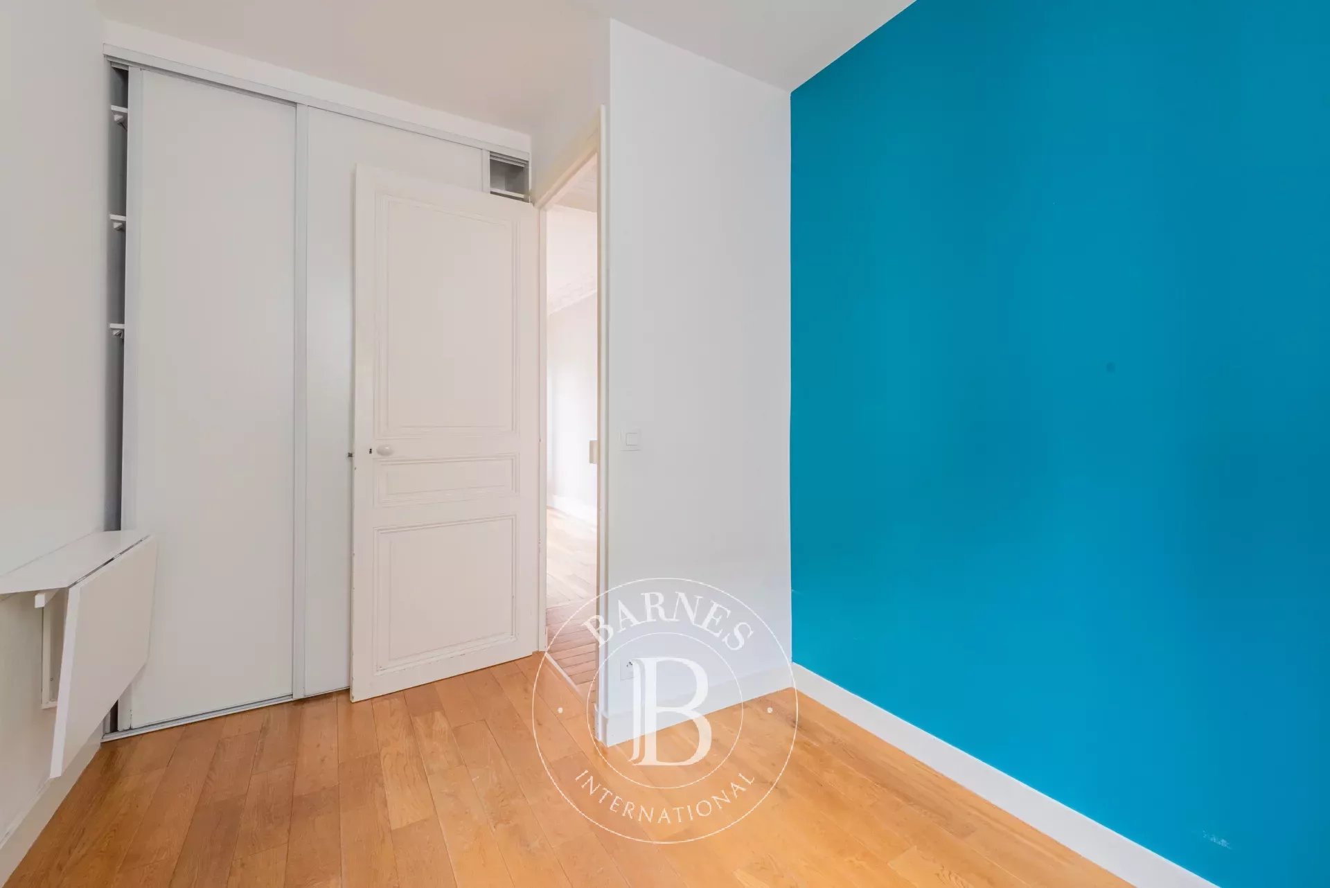 Daire Paris 18ème - picture 17