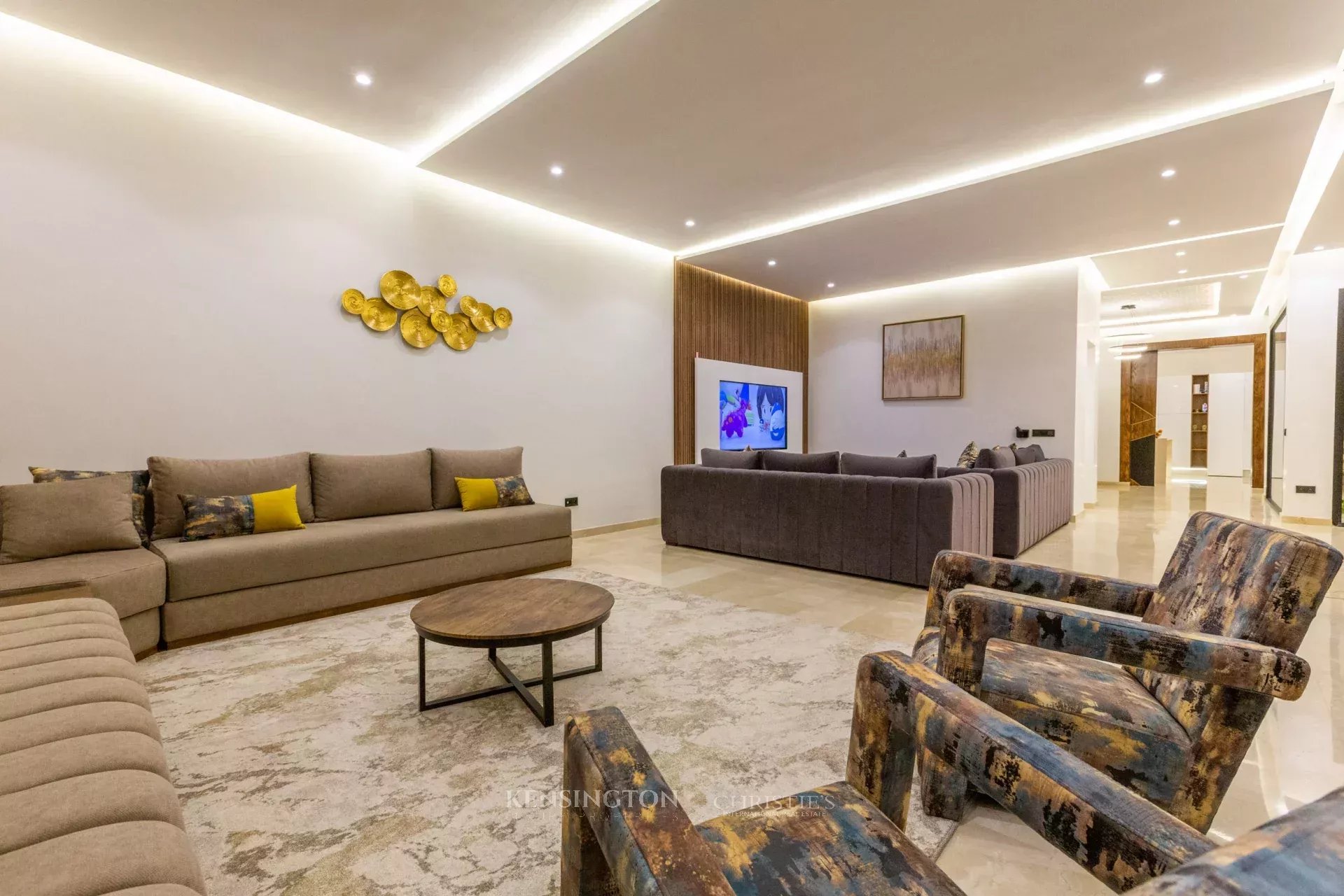 5 Bedroom Villa/Townhouse's Image 10