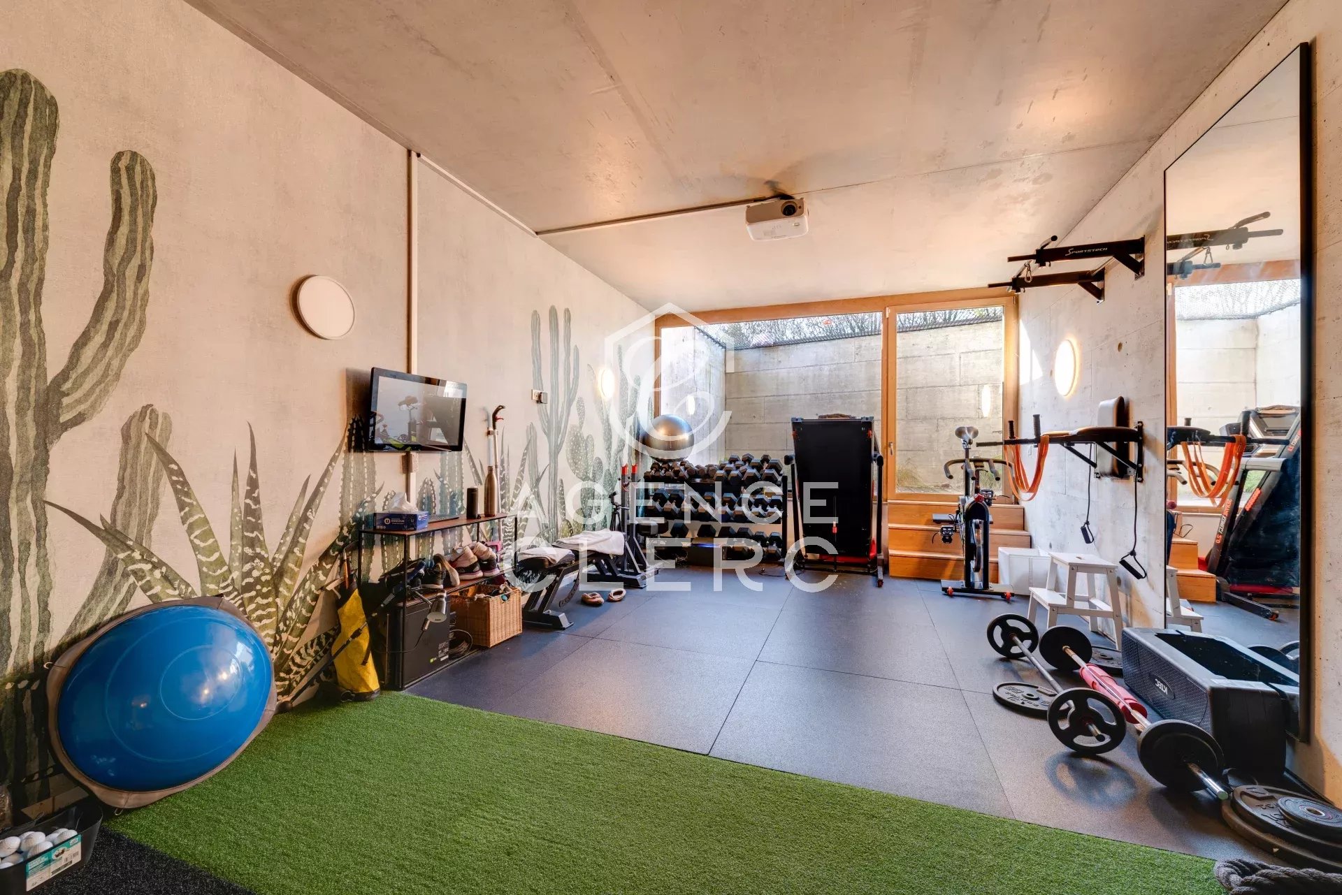 4 Bedroom Villa/Townhouse's Image 21