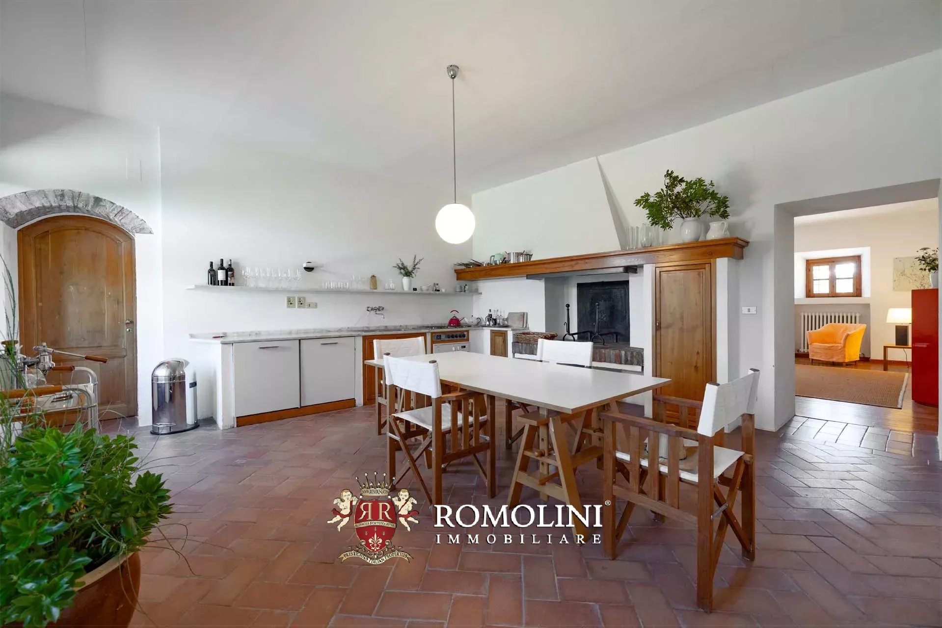 5 Bedroom Villa/Townhouse's Image 37