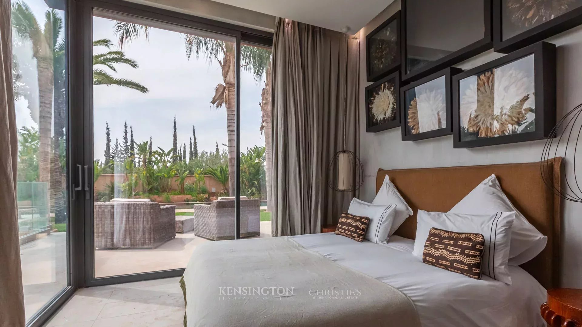 6 Bedroom Villa/Townhouse's Image 43