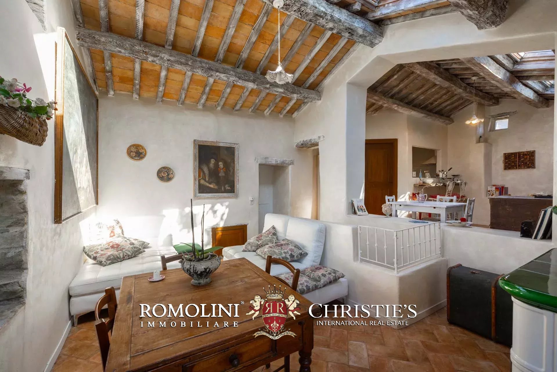 10 Bedroom Chateau's Image 69