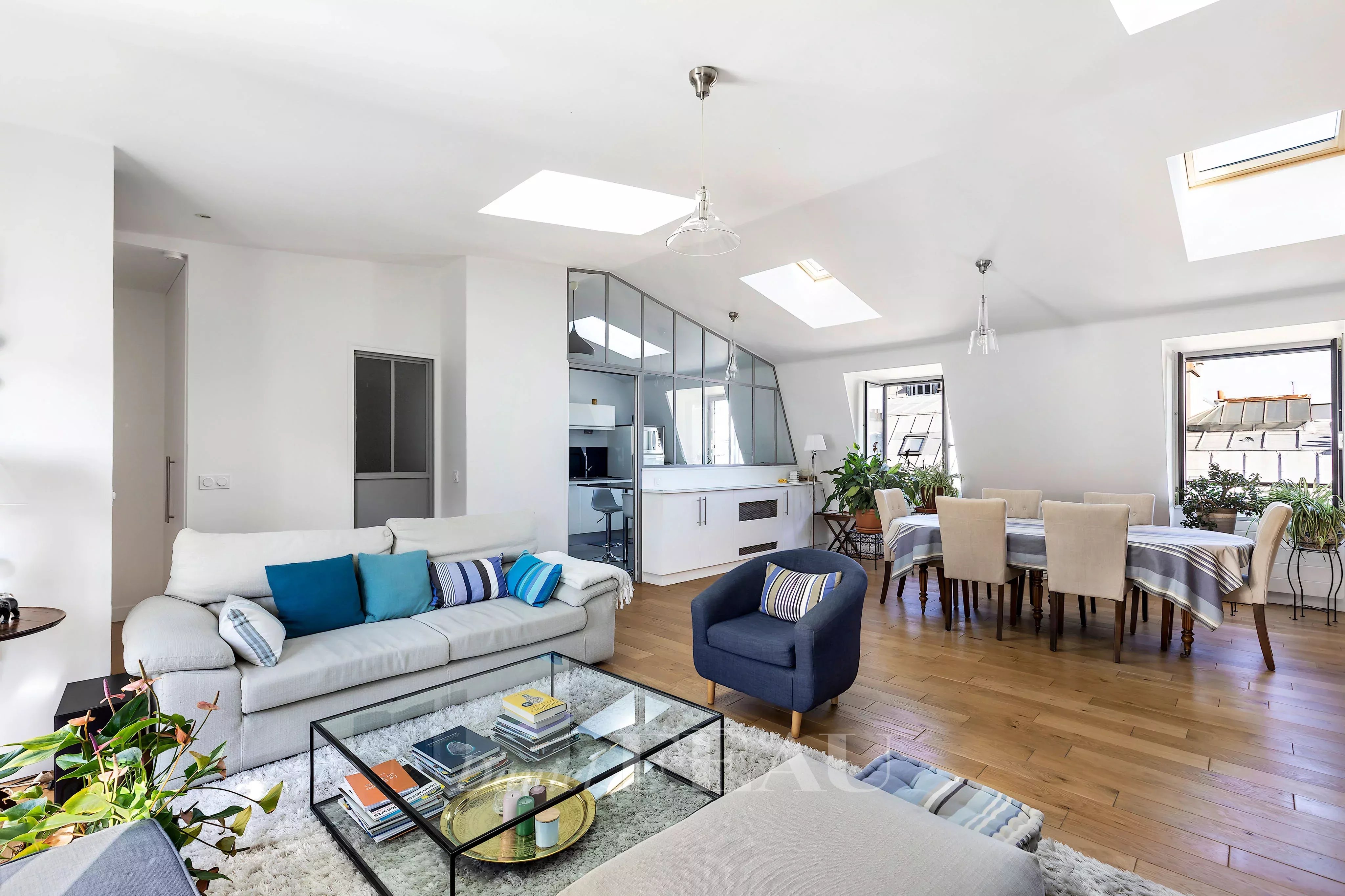 Paris VIIIe - Saint-Philippe du Roule - Dernier étage