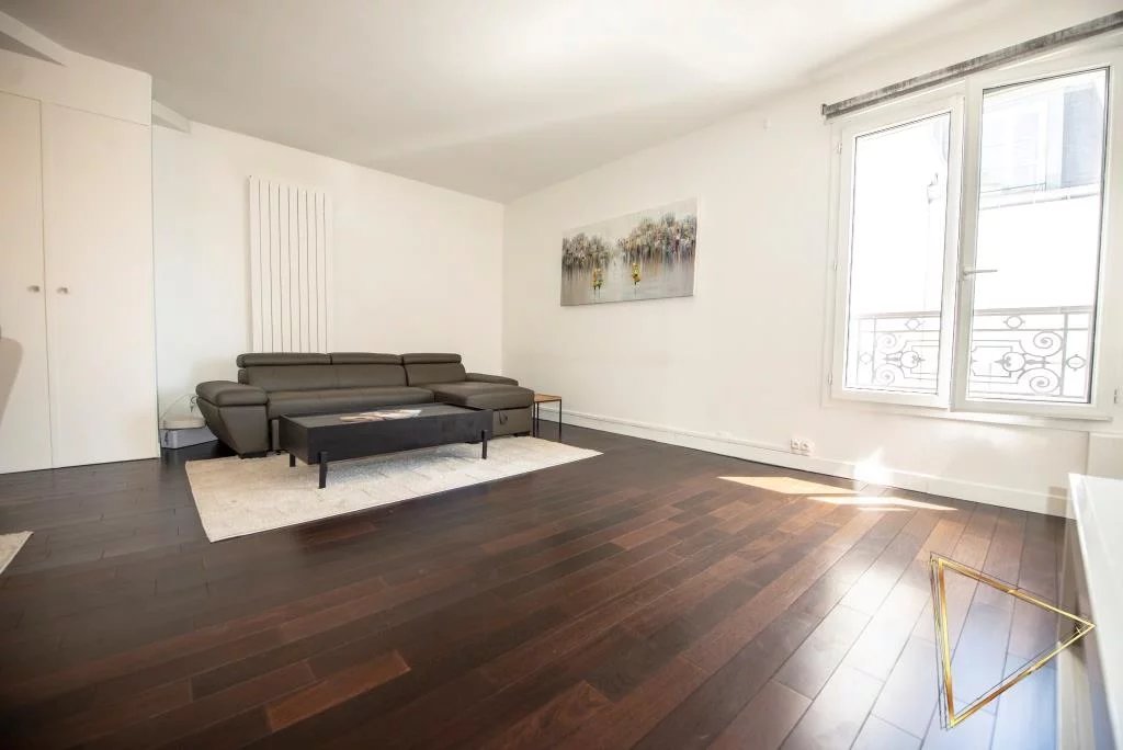 Superbe 2/3 pièces meublé aux Halles – 66,28 m²