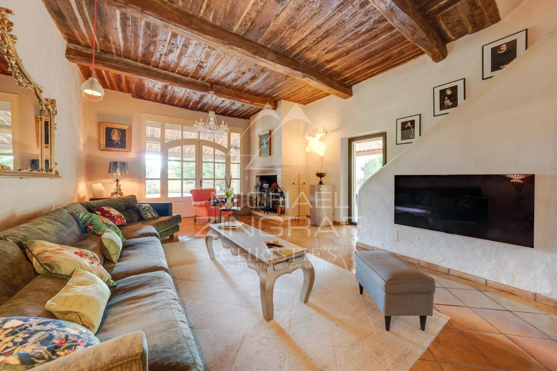 5 Bedroom Villa/Townhouse's Image 16