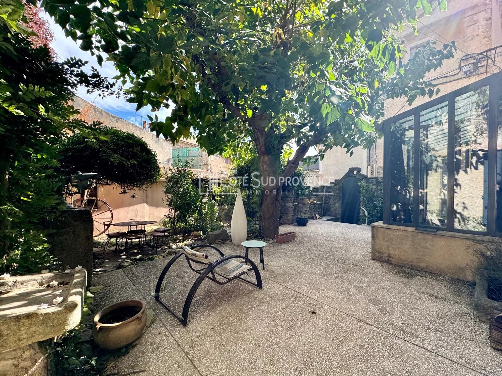 Agence immobilière de 