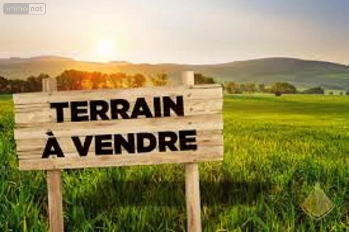 Saint Vincent, A vendre terrain viabilisé de 1403M2