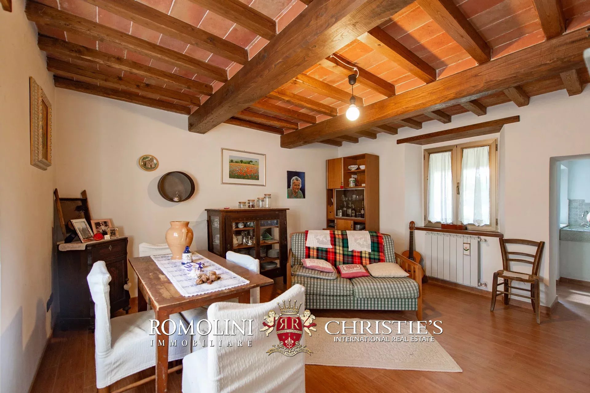 7 Bedroom Villa/Townhouse's Image 21