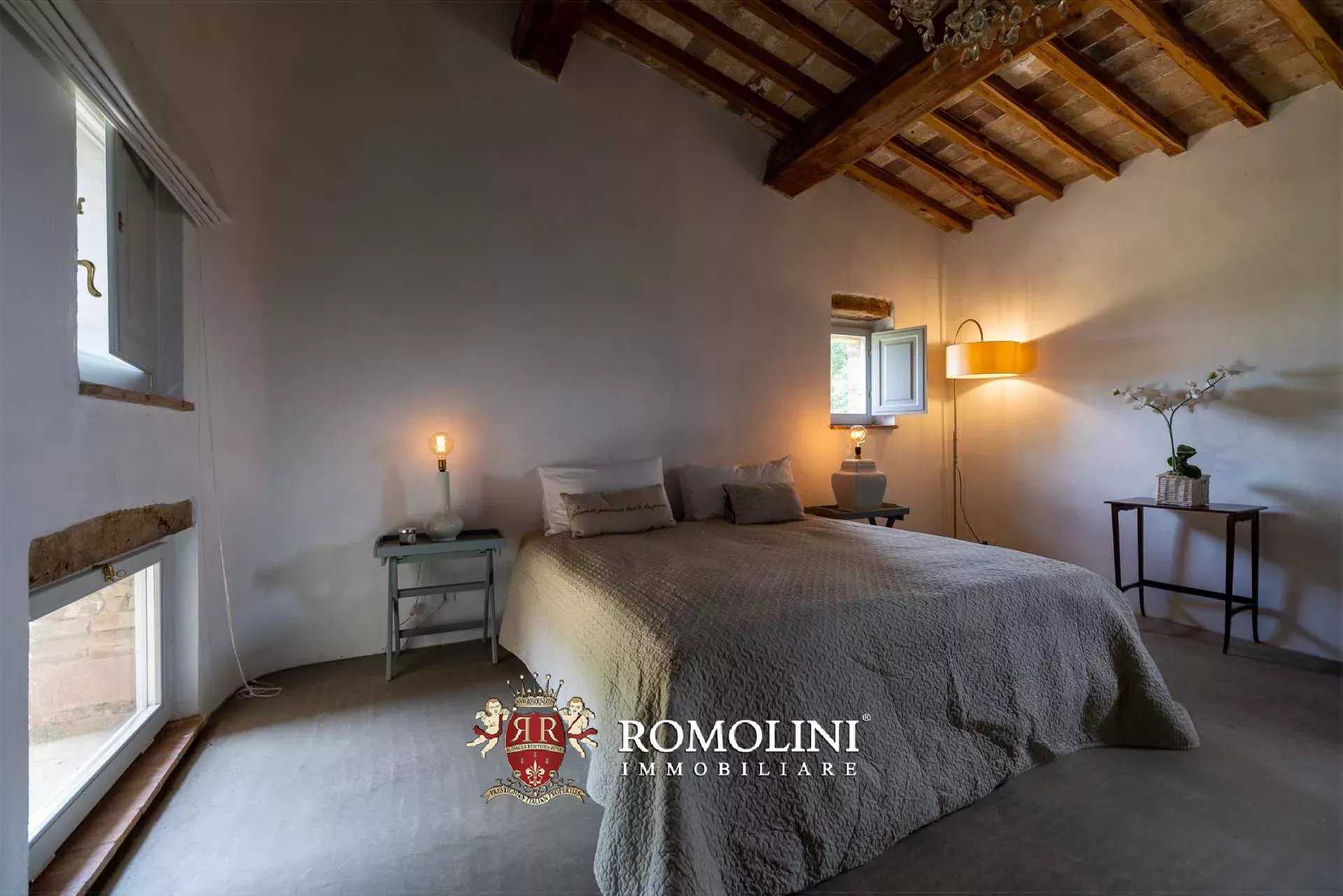6 Bedroom Villa/Townhouse's Image 69