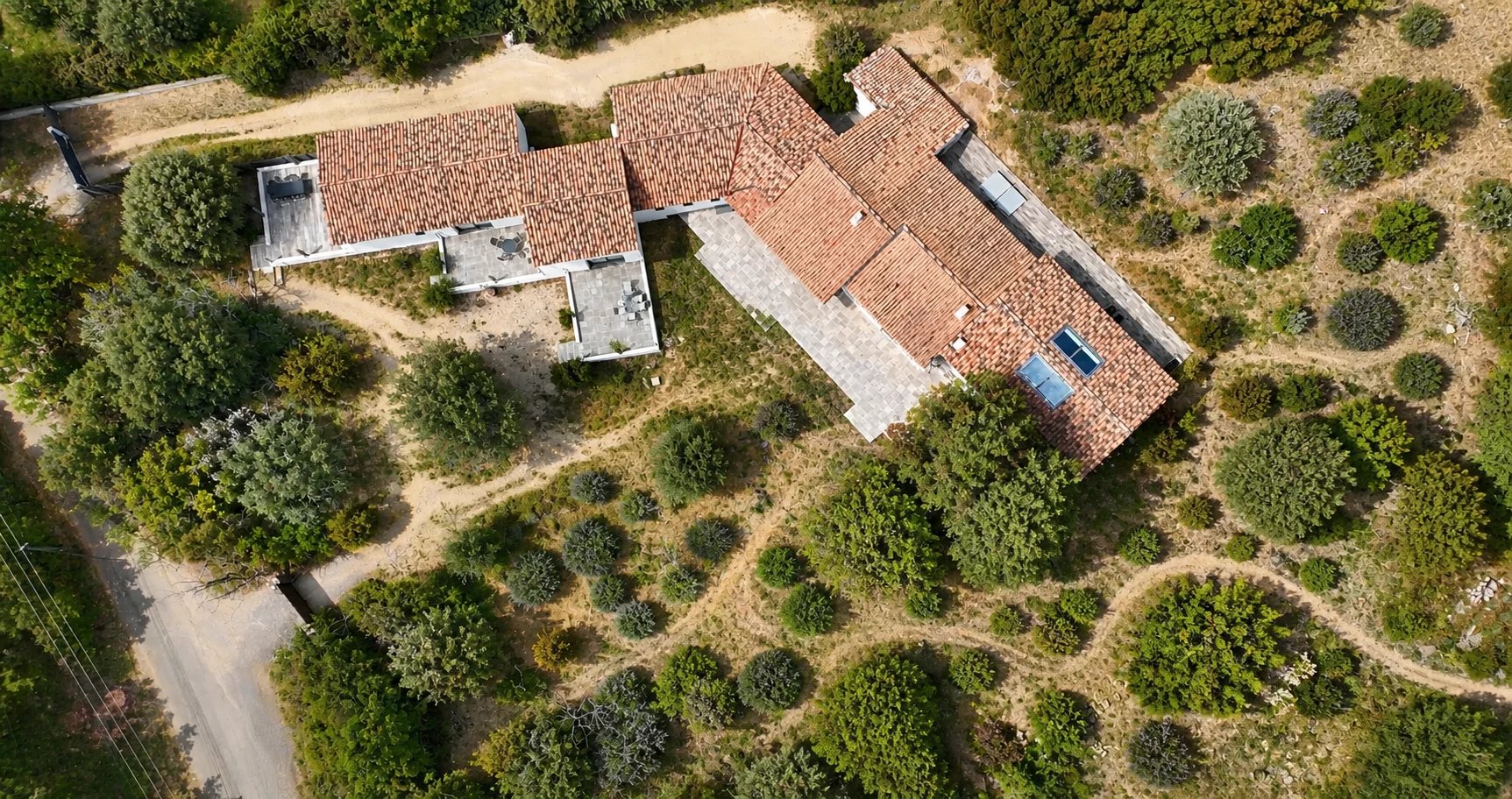 Exceptional Contemporary Estate with 3 Guest Houses