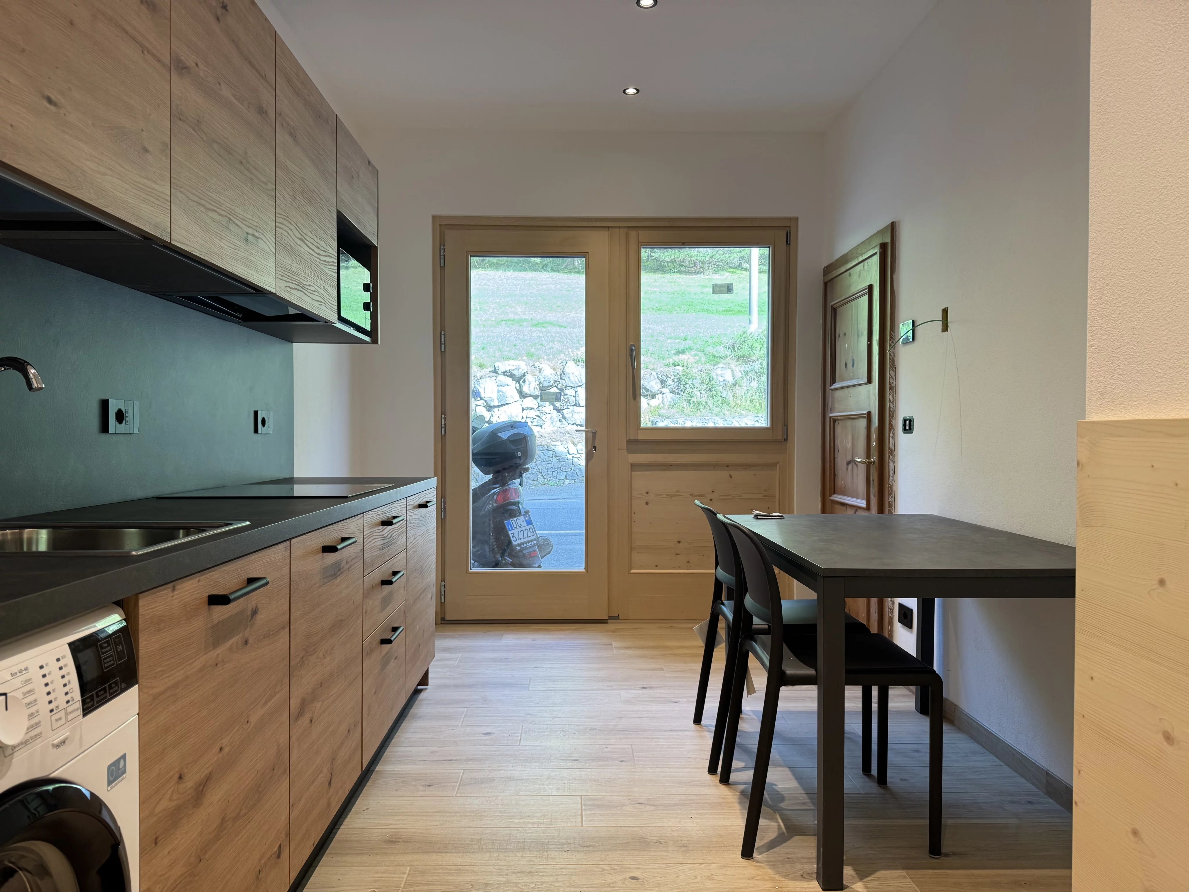 NEW STUDIO APARTMENT WITH PARKING SPACE — photo 13