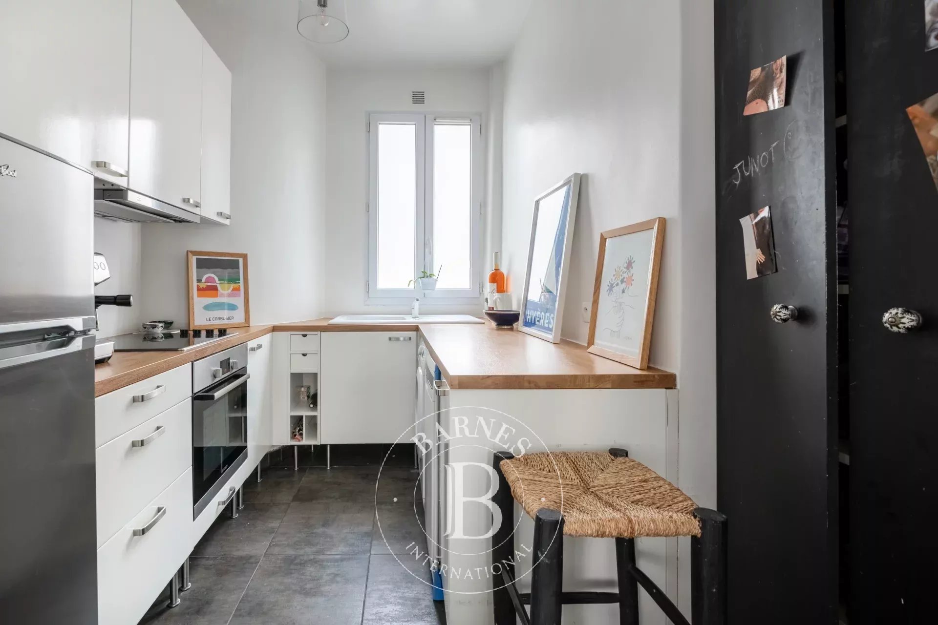 Daire Paris 18ème - picture 10