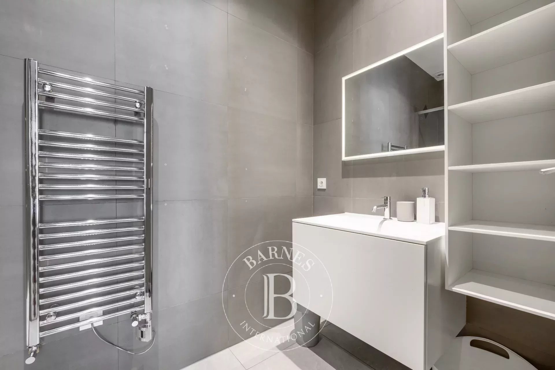 Daire Paris 8ème - picture 9