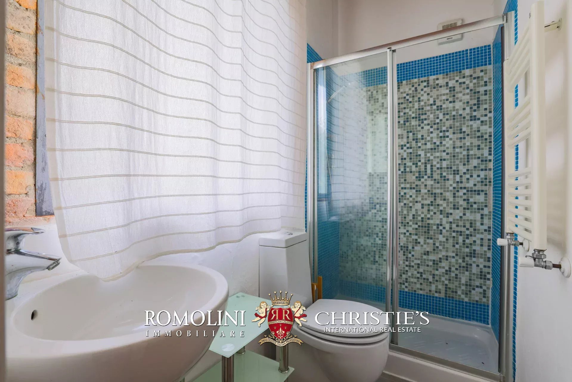 19 Bedroom Villa/Townhouse's Image 46
