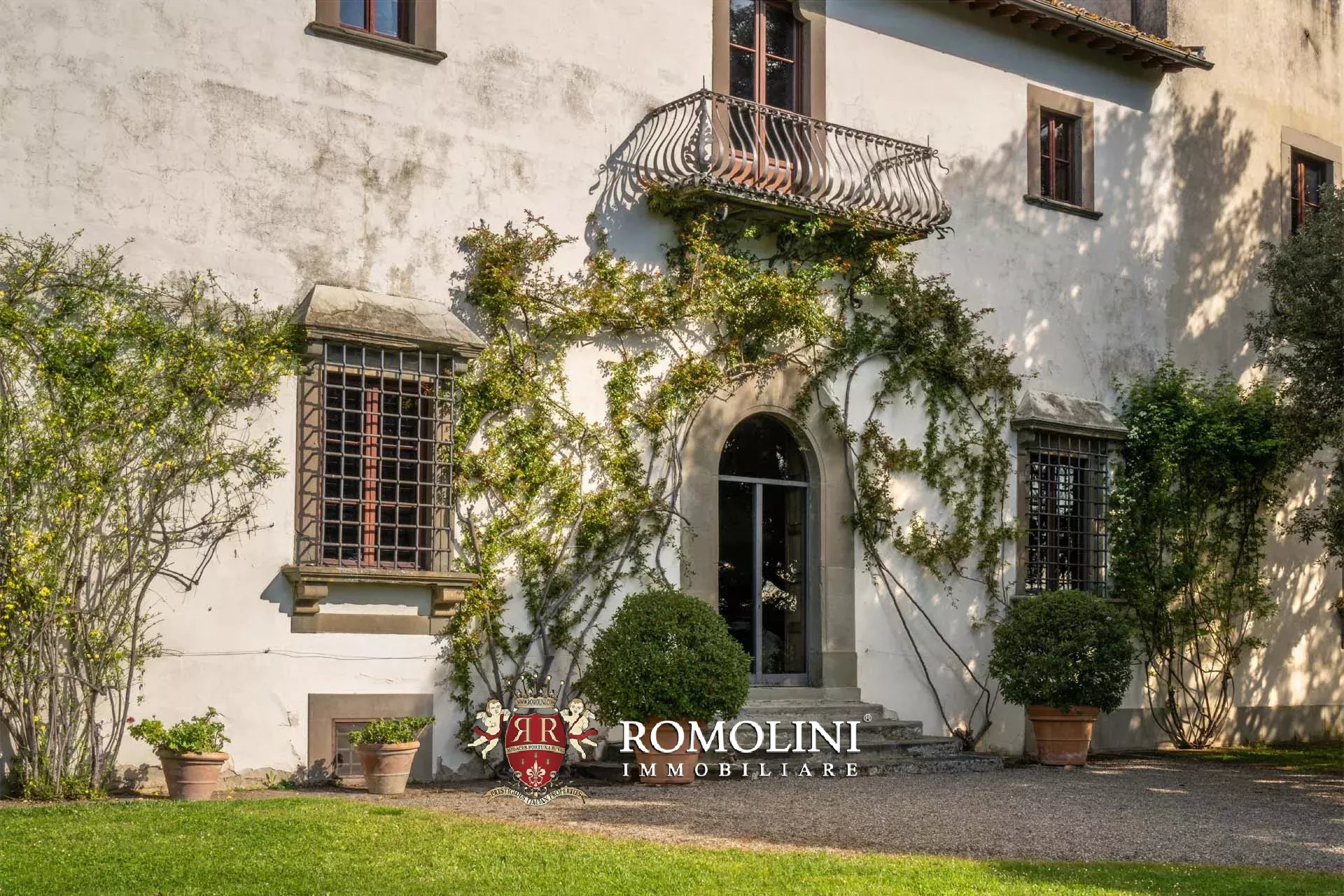 27 Bedroom Vineyard's Image 28