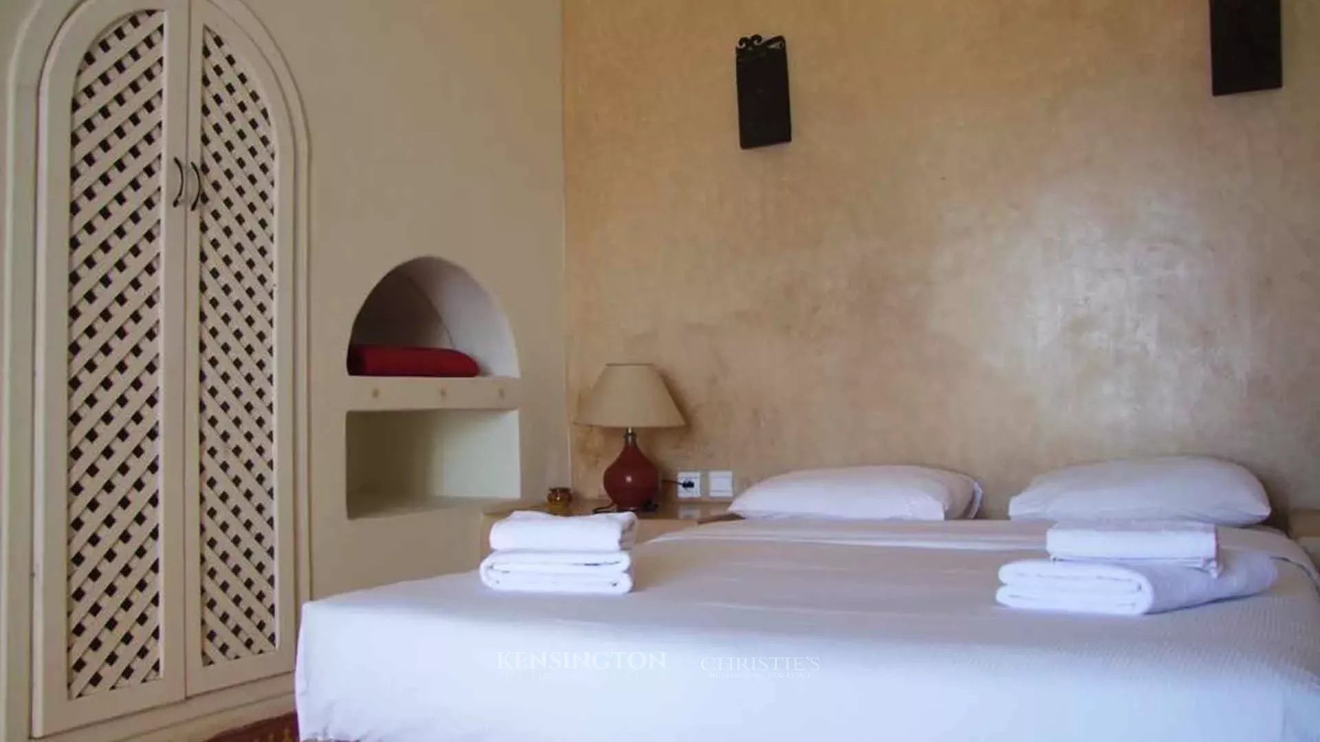 10 Bedroom Villa/Townhouse's Image 15