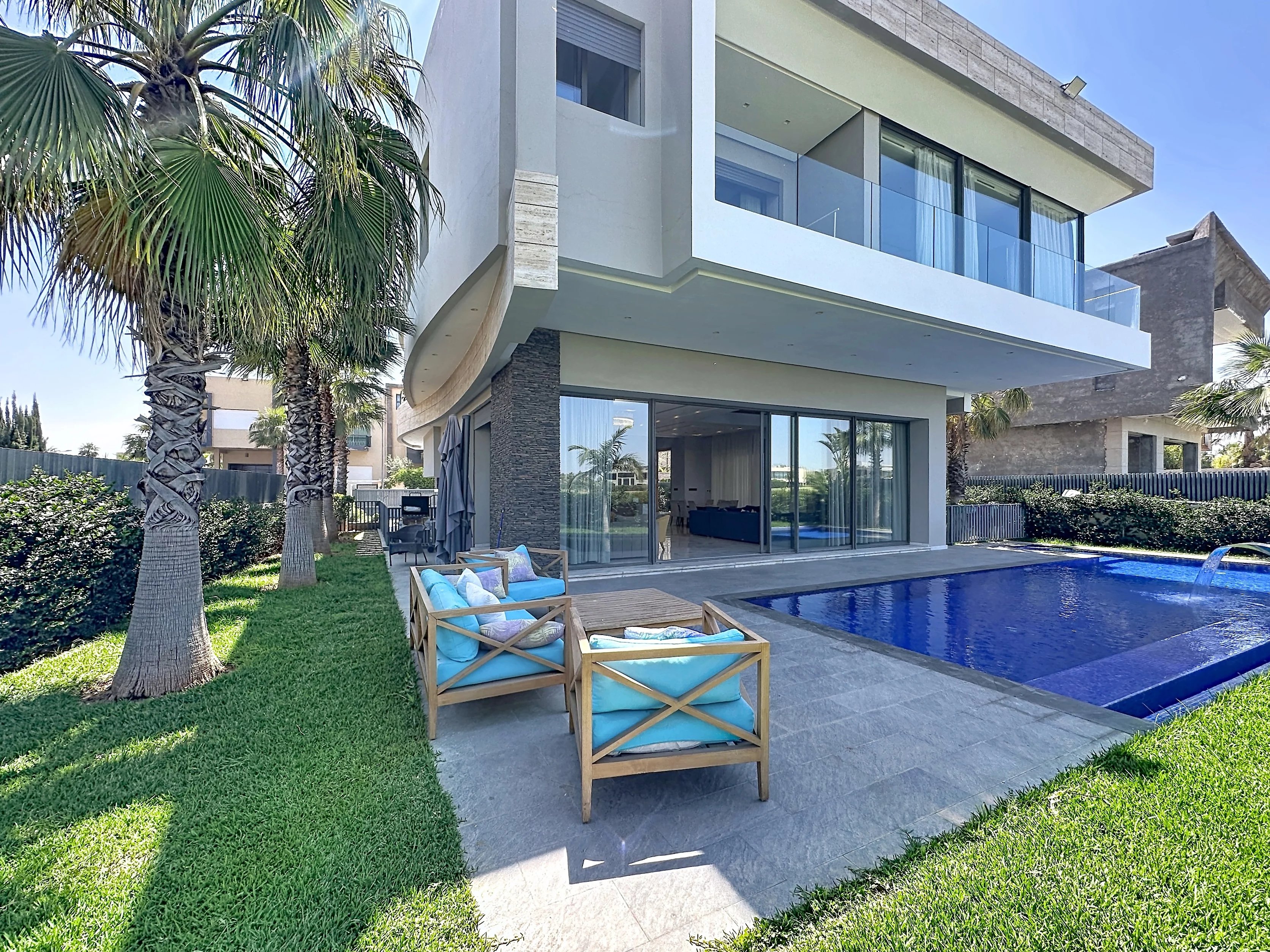 GOLF ARGAN – SUPERBE VILLA FRONT GOLF A VENDRE