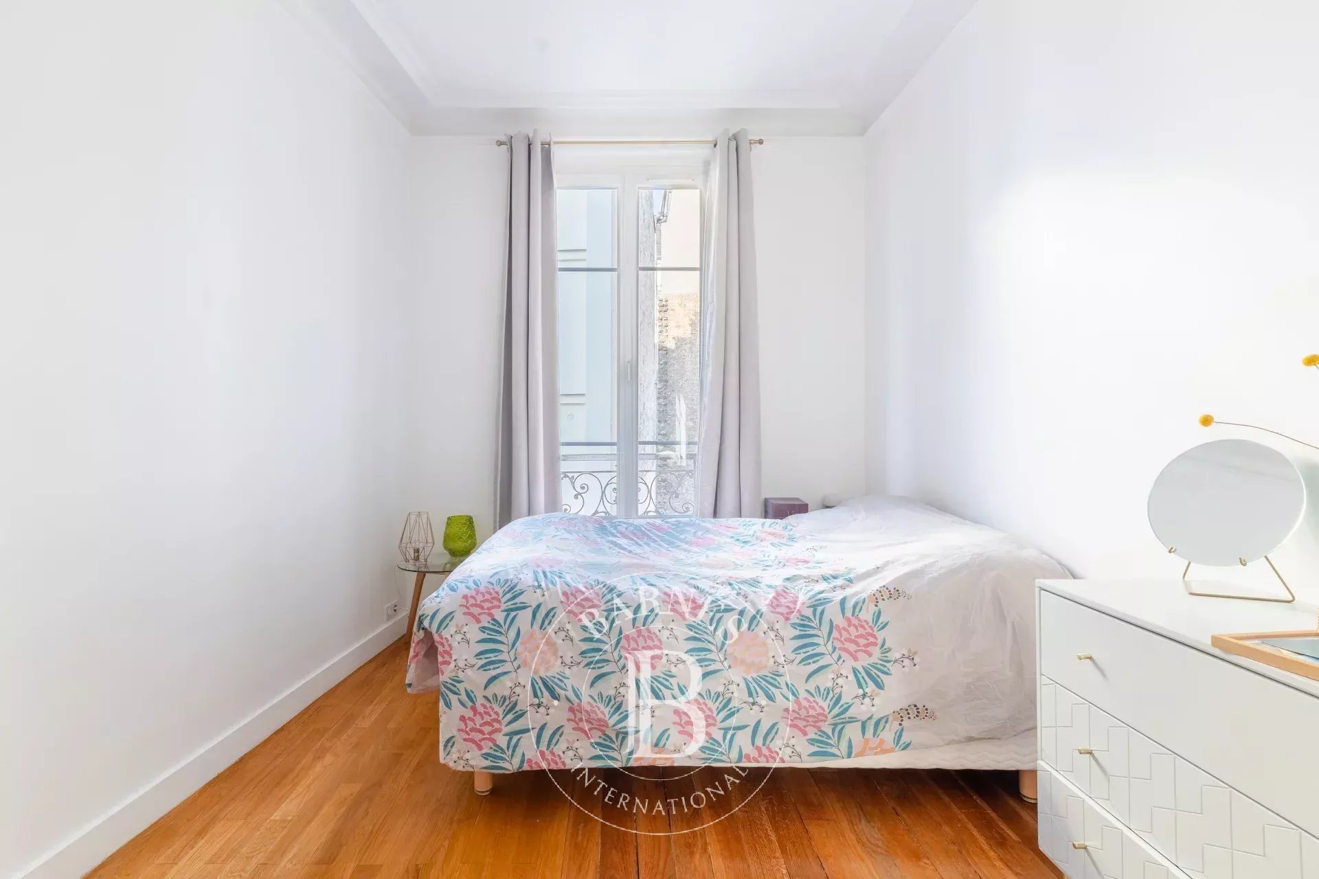 Daire Paris 10ème - picture 9