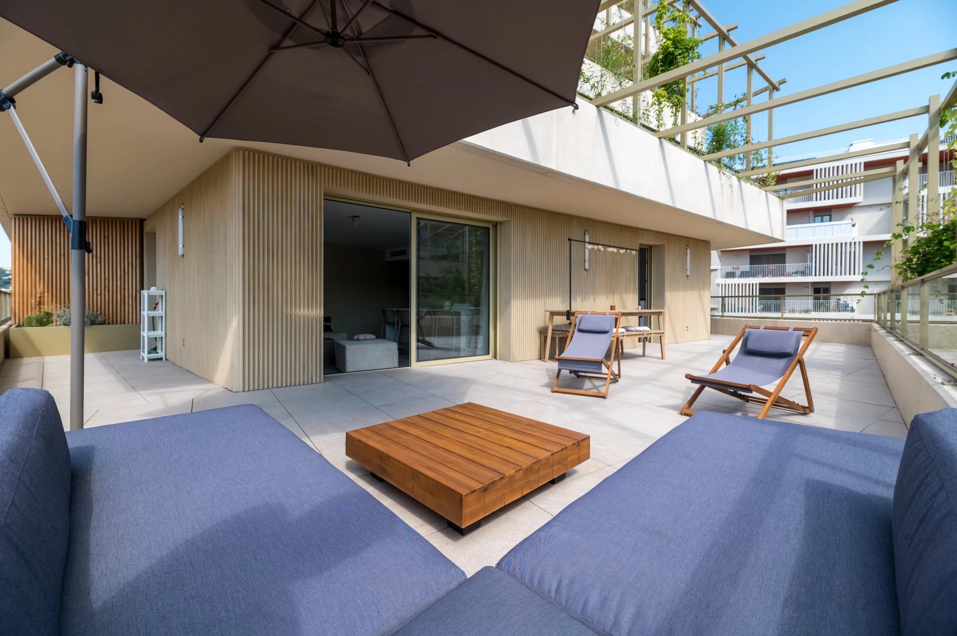 Nice- Ouest 4 pieces-terrasses-parking
